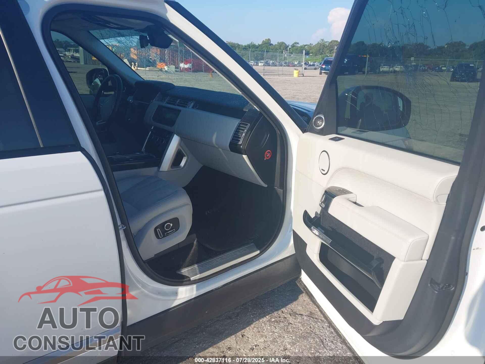 LAND ROVER RANGE ROVER 2017 - SALGS2FE6HA323295