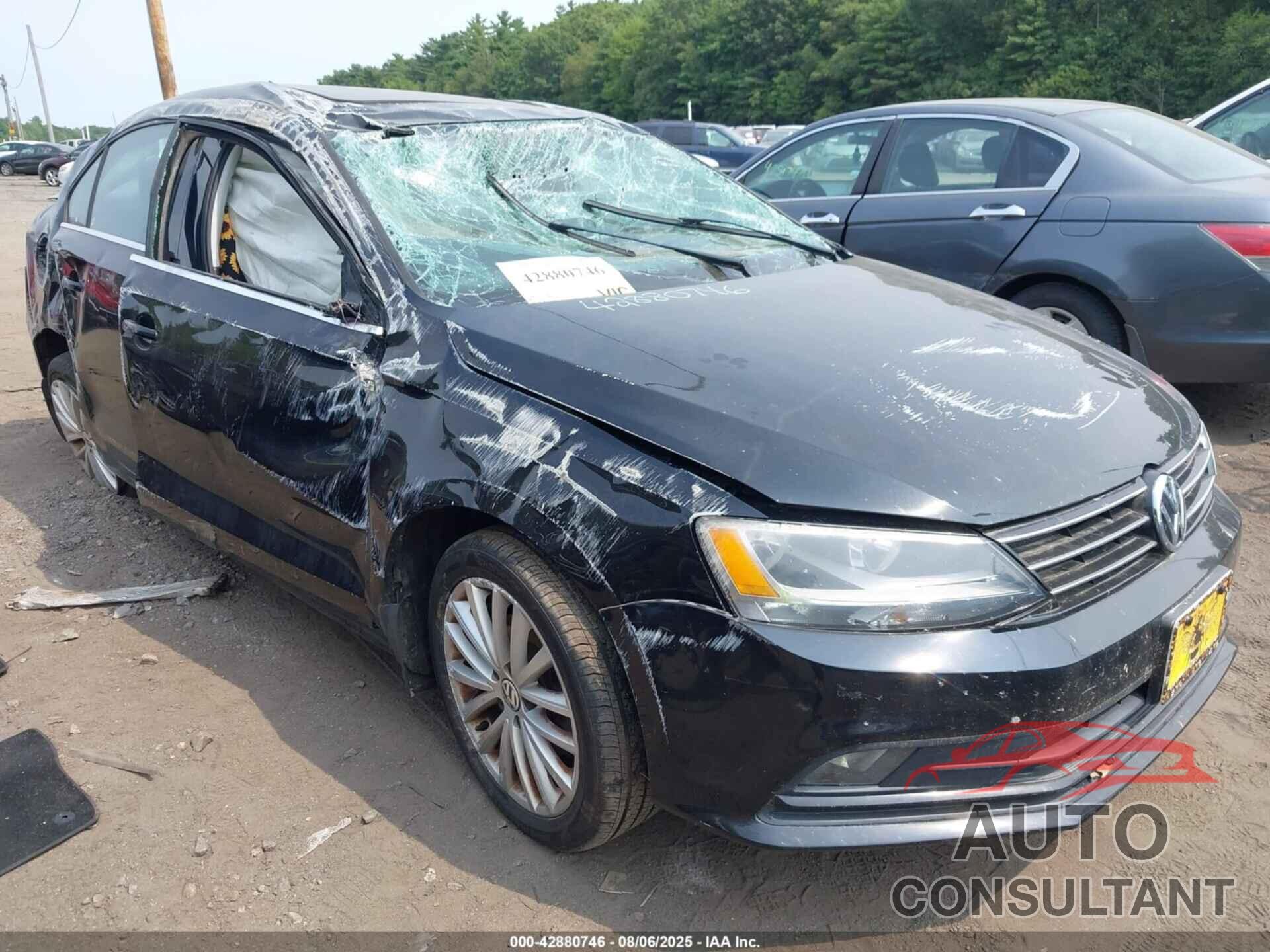 VOLKSWAGEN JETTA 2015 - 3VWD17AJ8FM283765