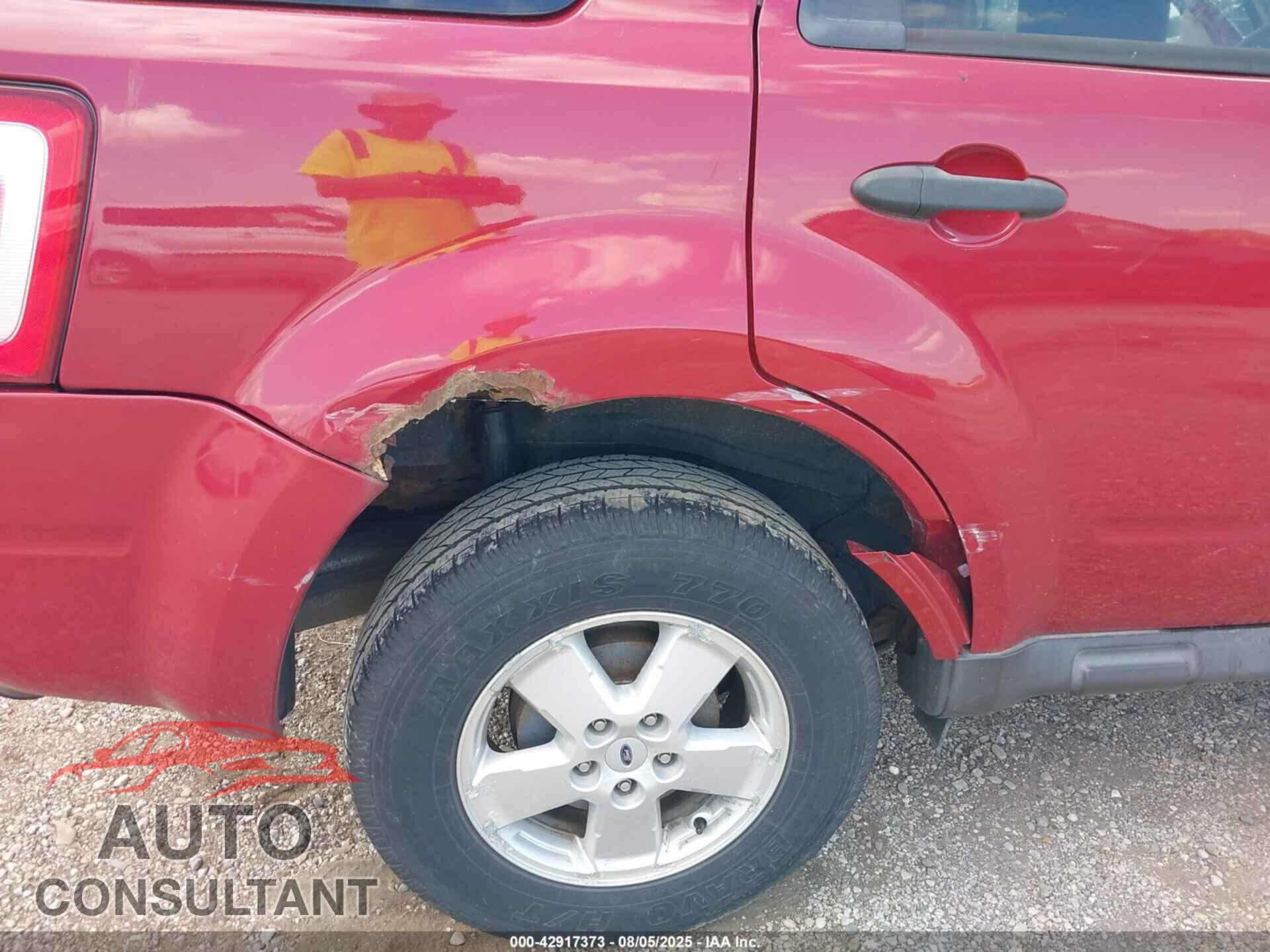 FORD ESCAPE 2010 - 1FMCU0D73AKB01205