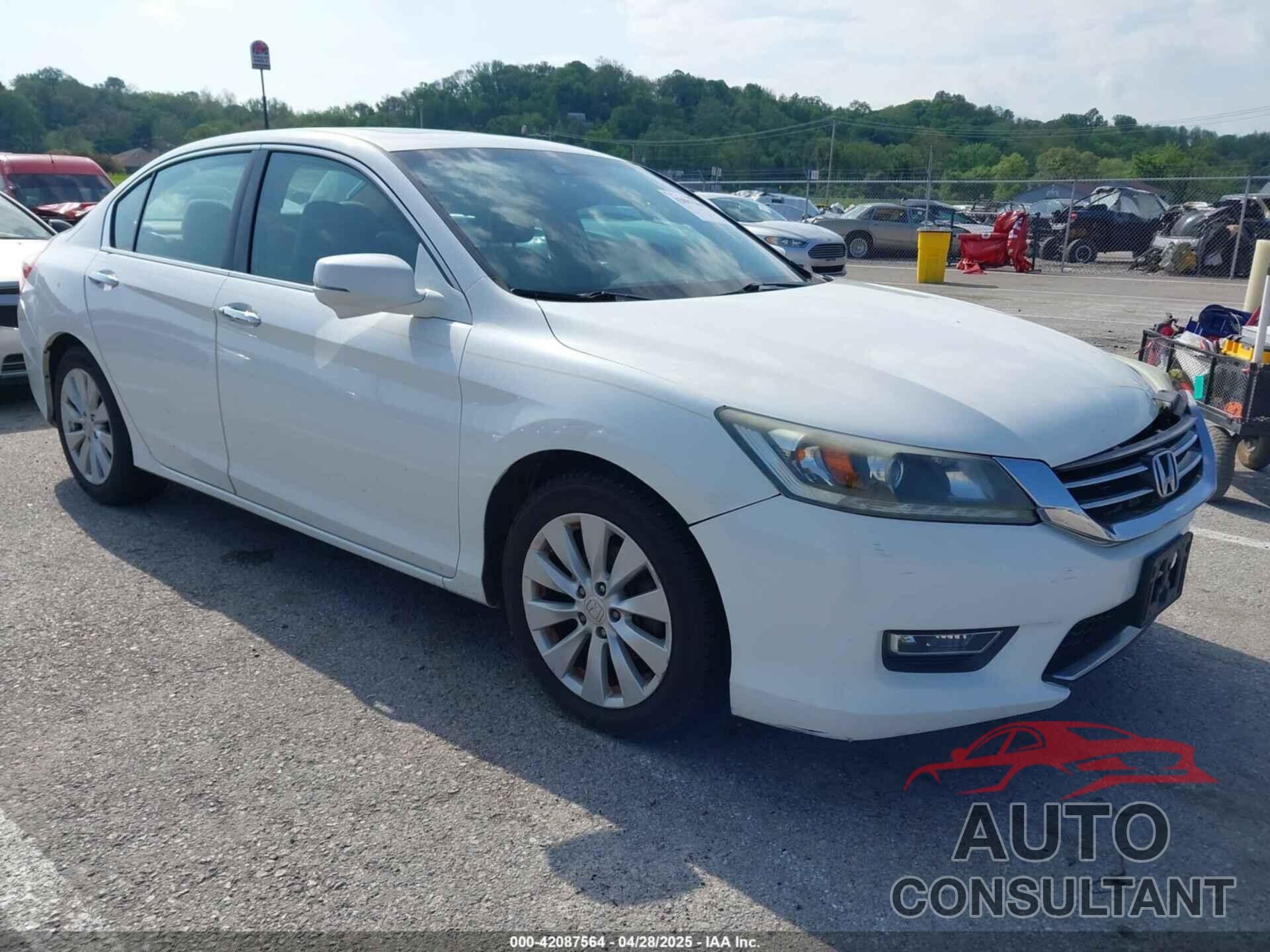 HONDA ACCORD 2013 - 1HGCR3F82DA024352