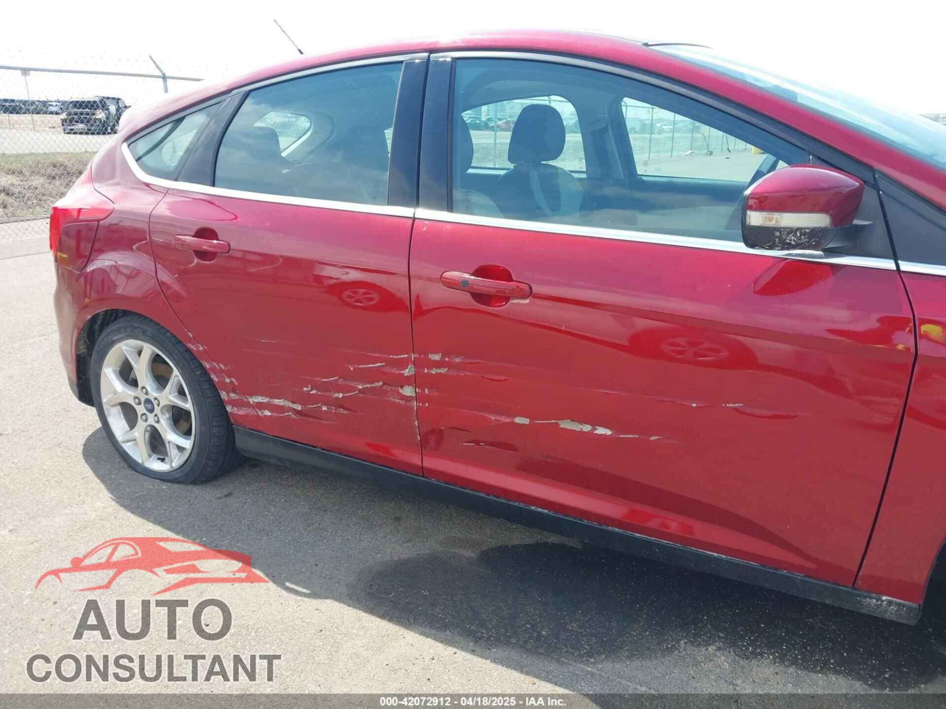 FORD FOCUS 2014 - 1FADP3N25EL155289
