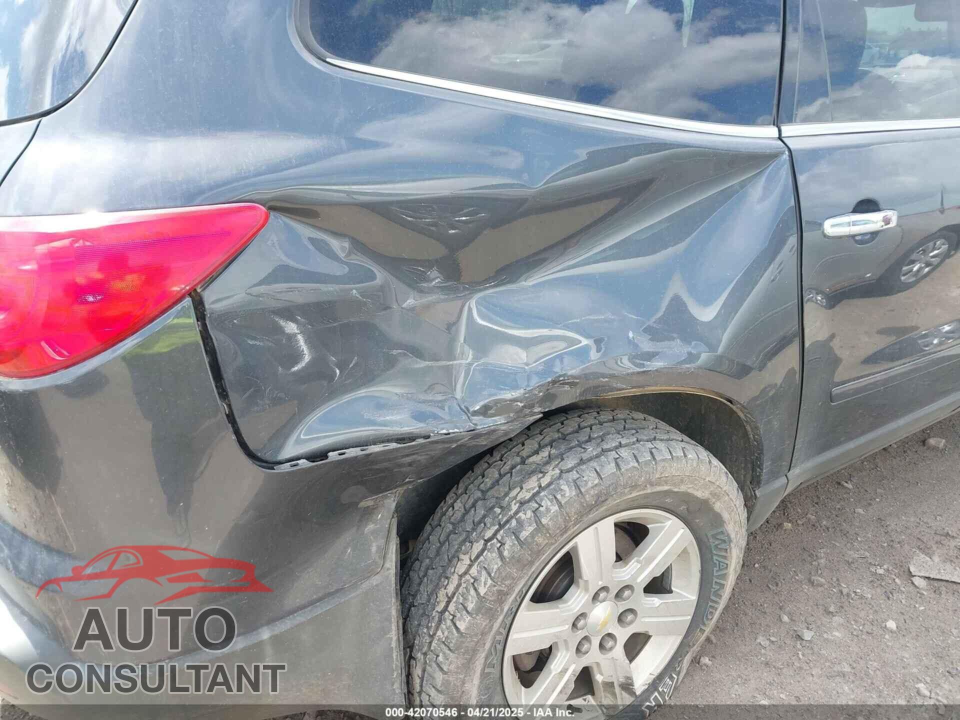 CHEVROLET TRAVERSE 2010 - 1GNLRFED1AS131890