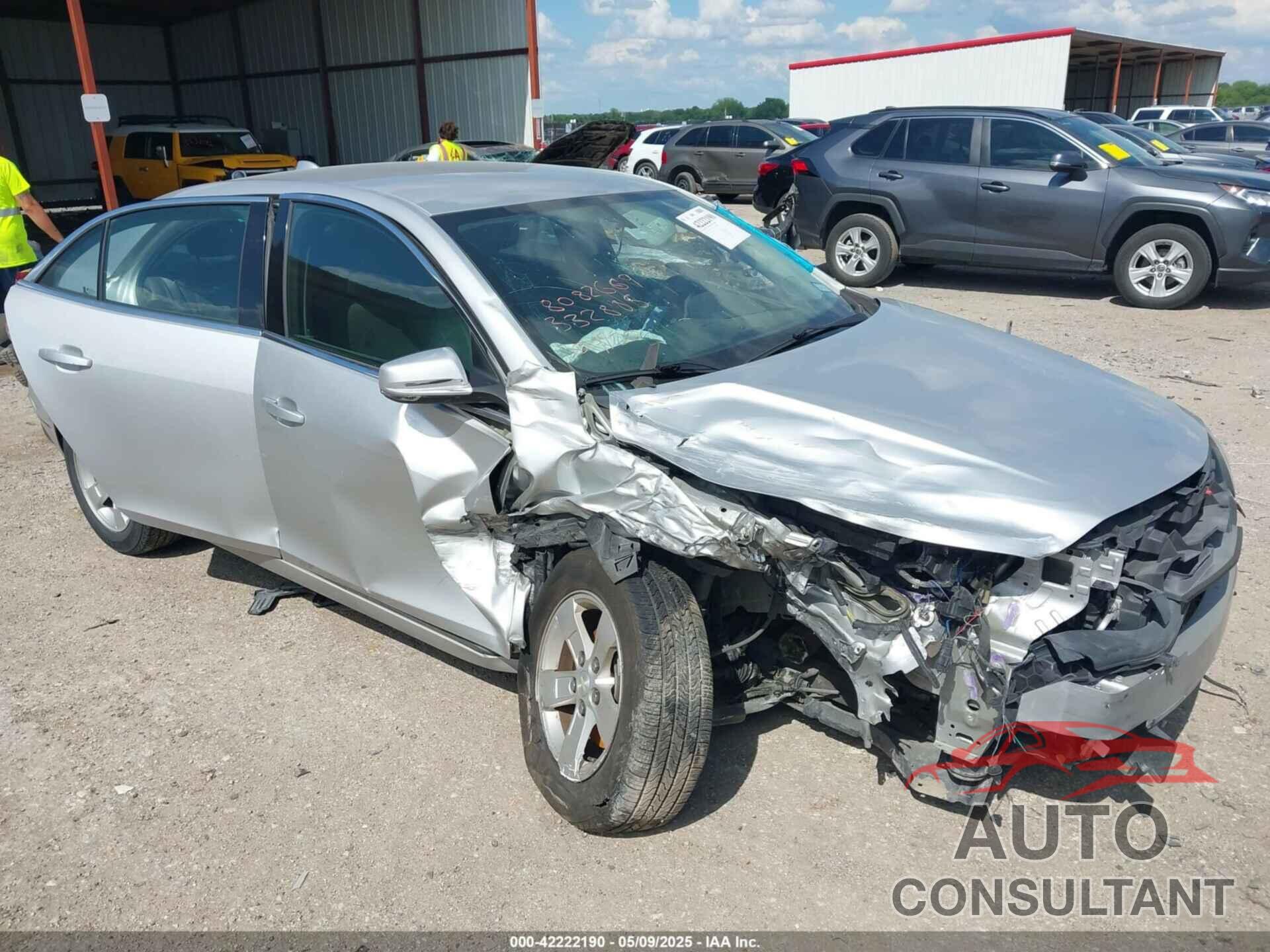 CHEVROLET MALIBU 2013 - 1G11C5SA0DF332885