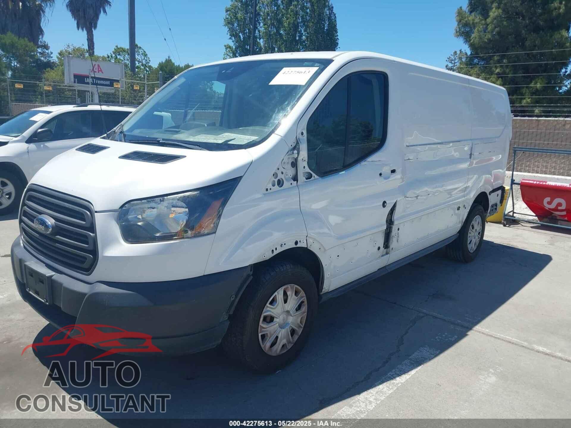 FORD TRANSIT-150 2018 - 1FTYE1YM4JKB30595