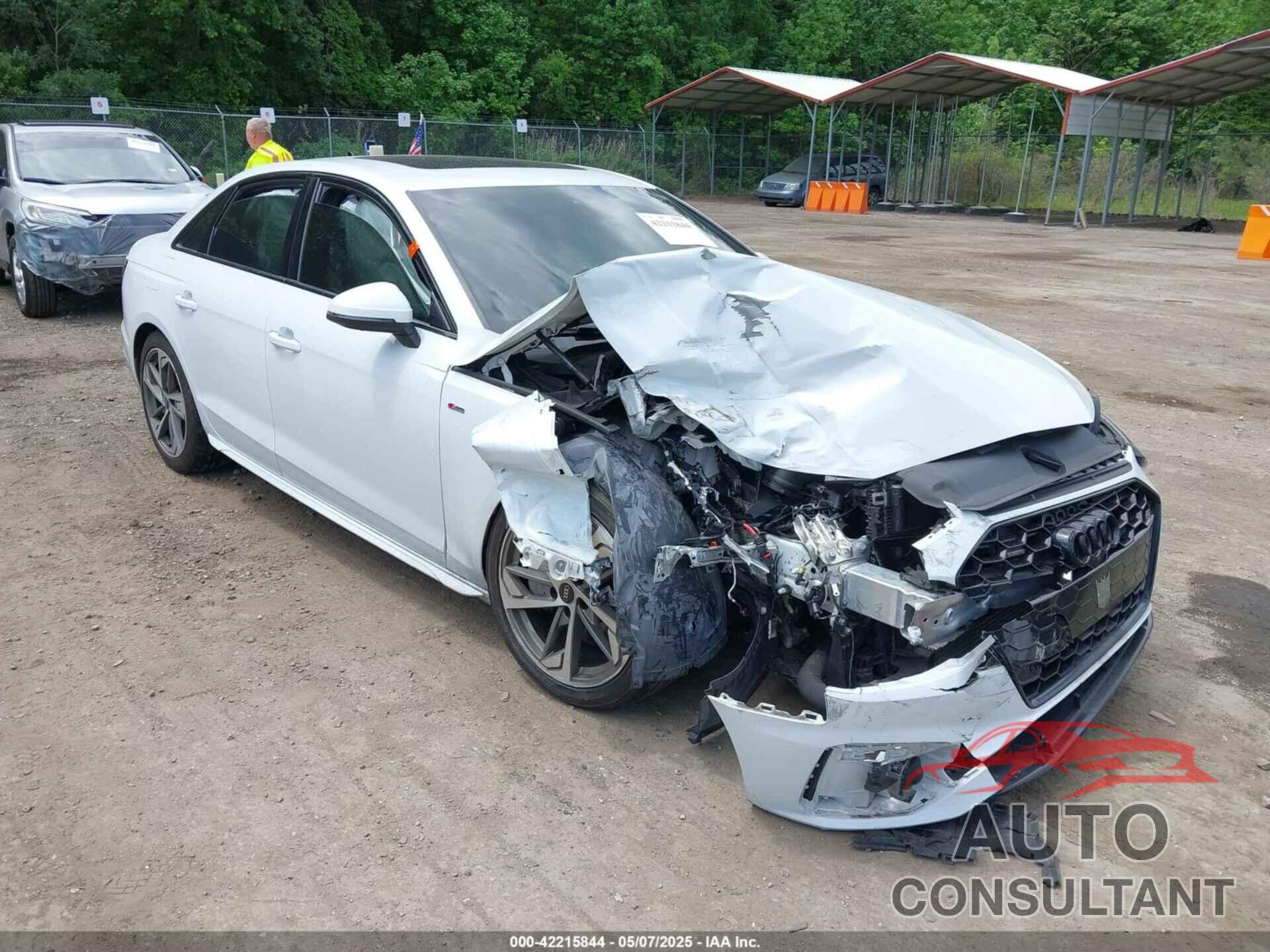 AUDI A4 2021 - WAUEAAF41MN007919