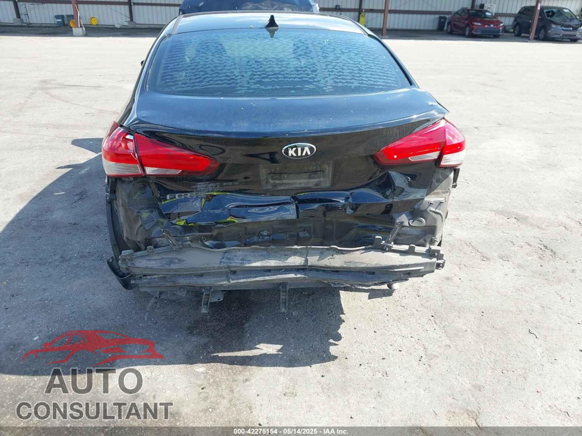 KIA FORTE 2017 - 3KPFK4A70HE141659