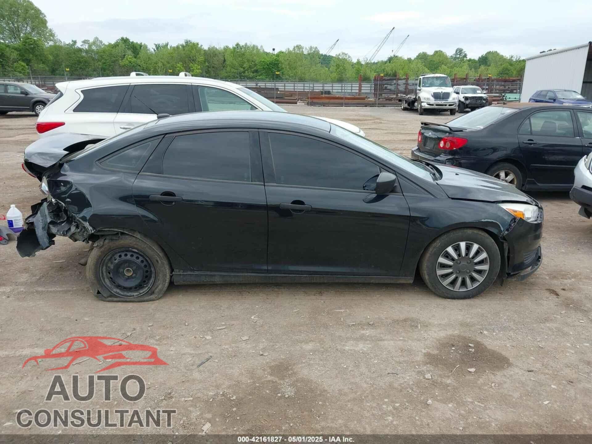 FORD FOCUS 2015 - 1FADP3E27FL259896