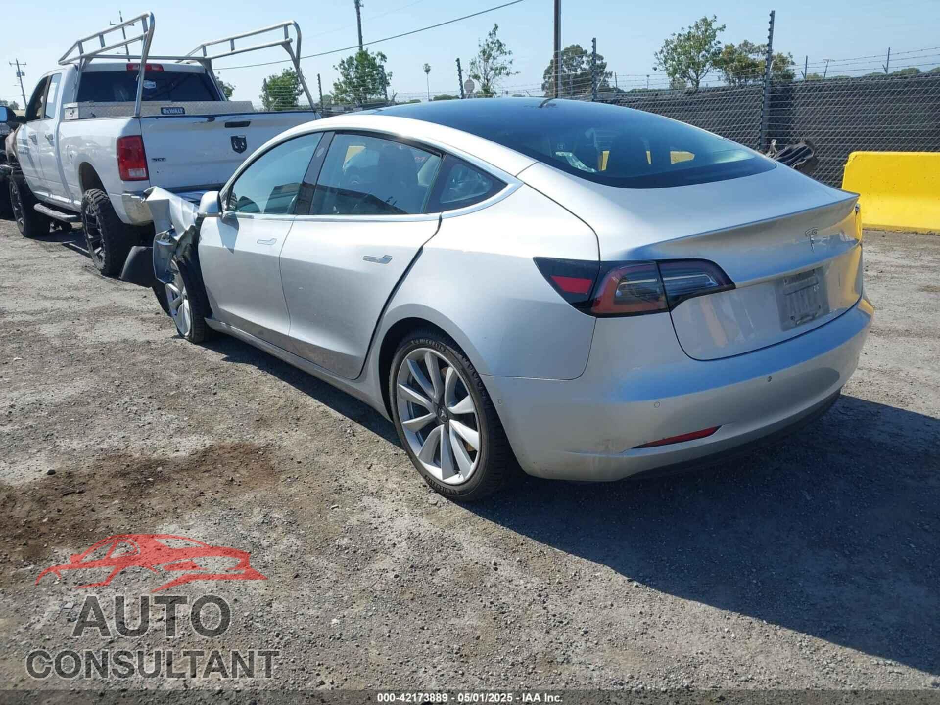 TESLA MODEL 3 2018 - 5YJ3E1EB4JF091128