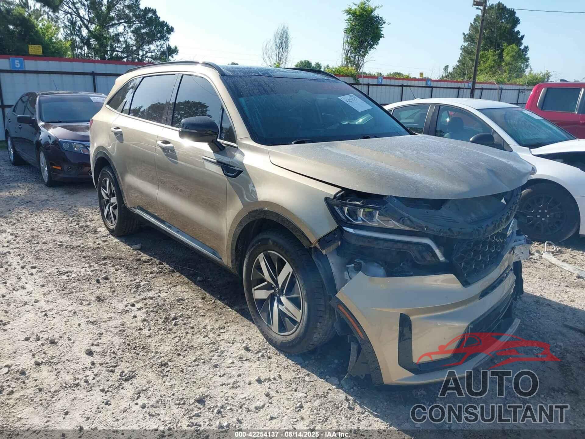 KIA SORENTO 2021 - 5XYRL4LC2MG002618