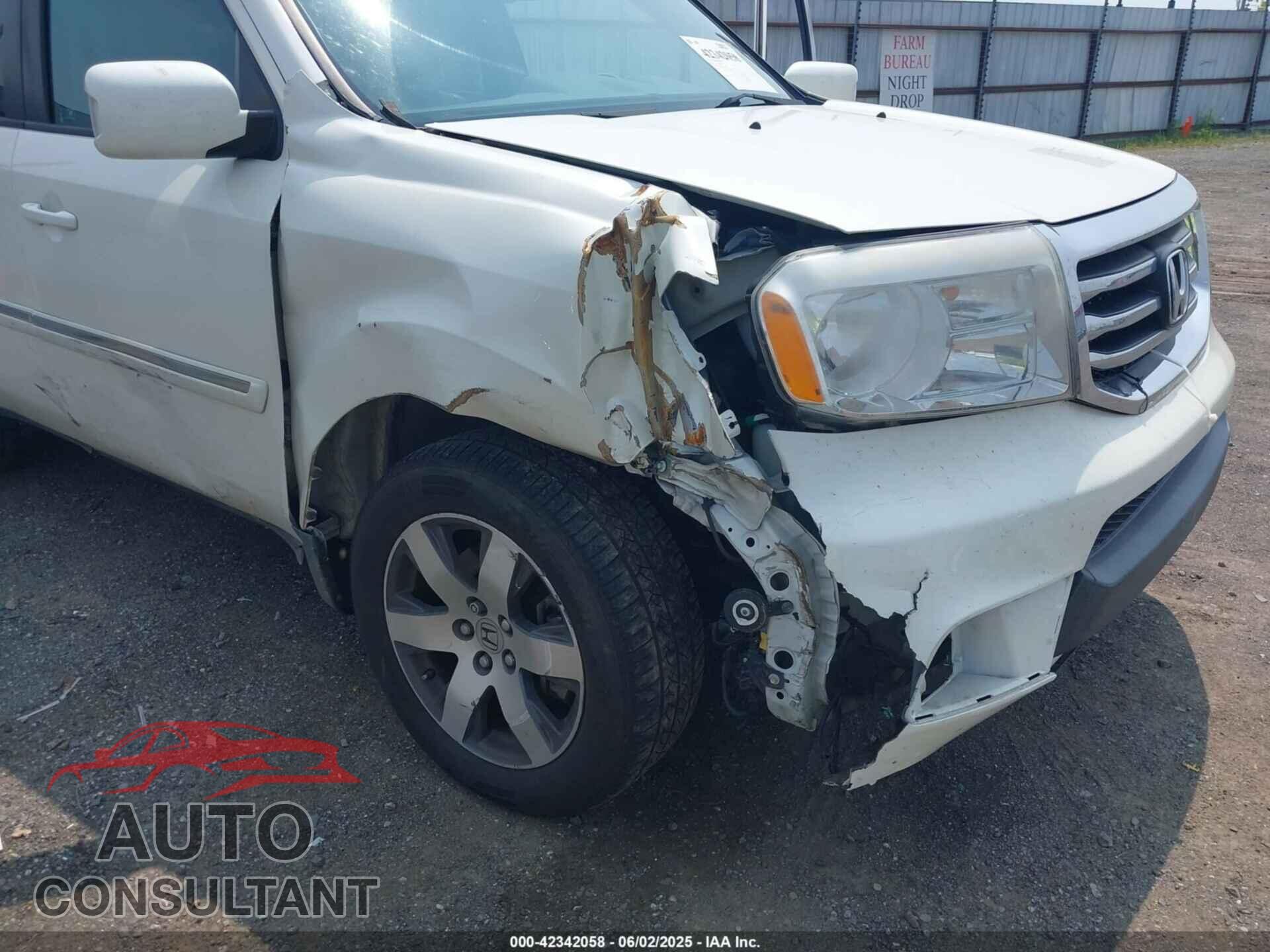 HONDA PILOT 2012 - 5FNYF4H99CB063258