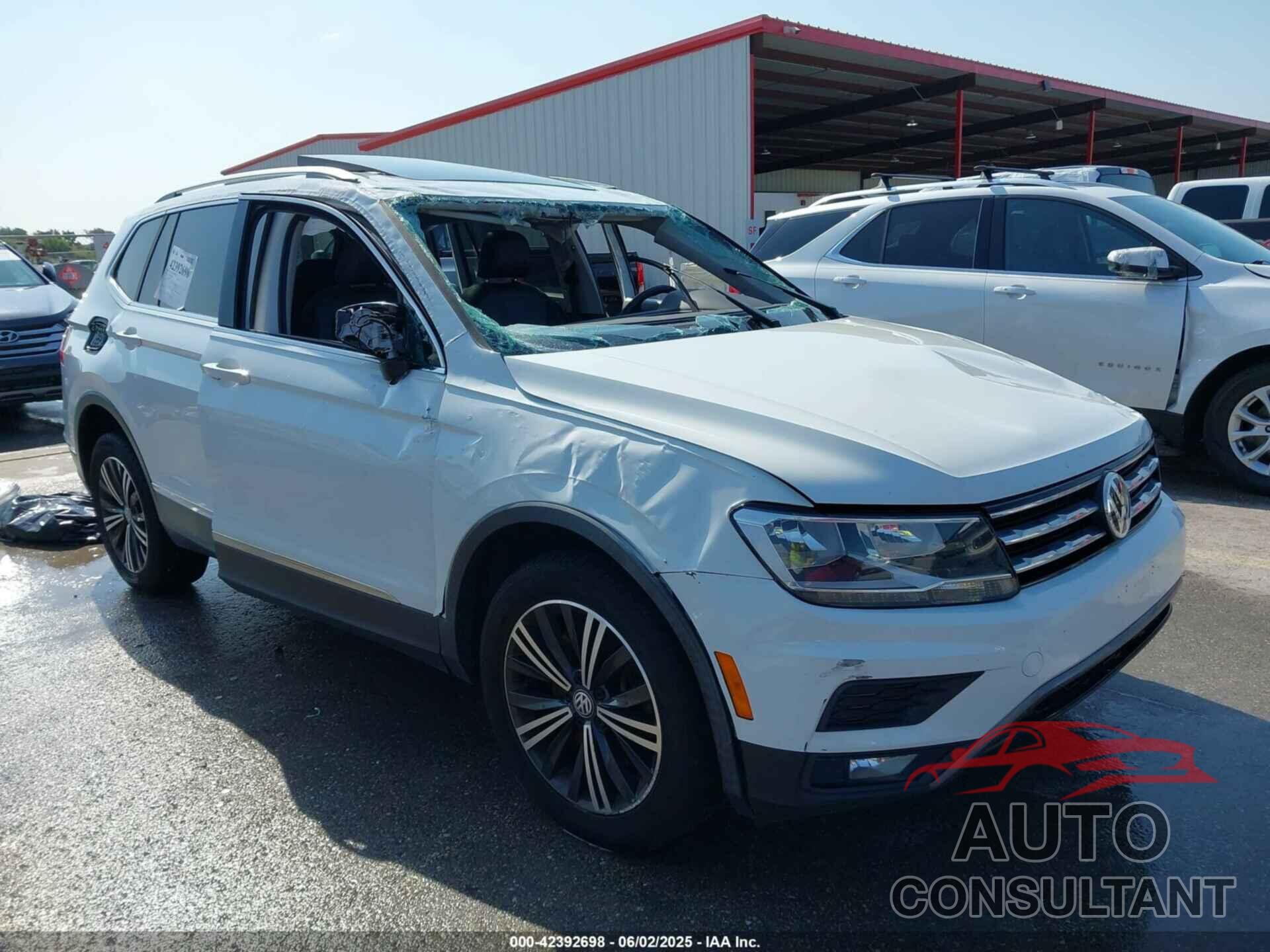 VOLKSWAGEN TIGUAN 2018 - 3VV3B7AX5JM091021