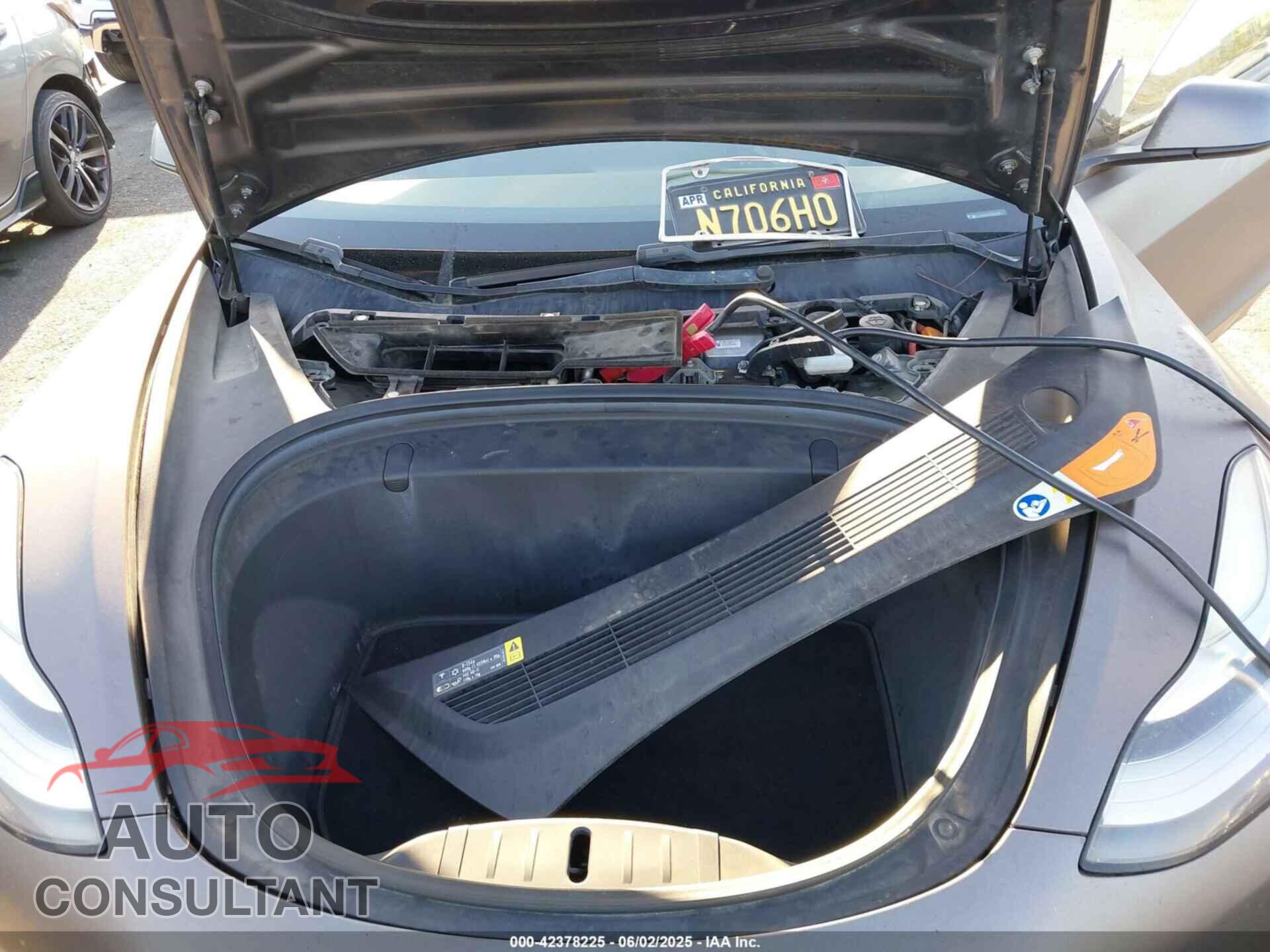 TESLA MODEL 3 2018 - 5YJ3E1EAXJF012066