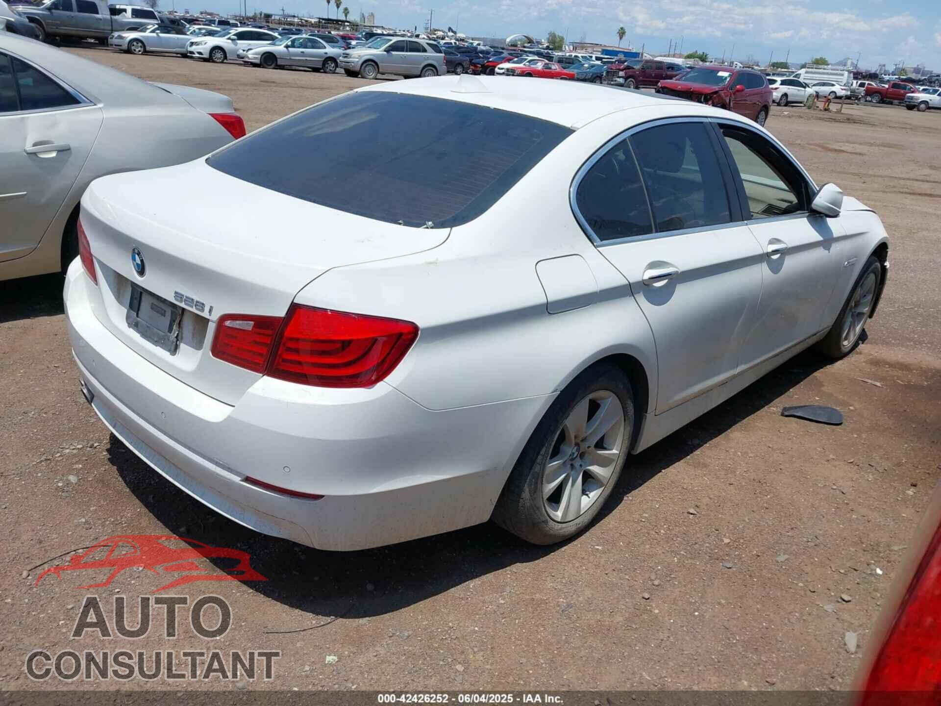 BMW 528I 2012 - WBAXG5C58CDX02771