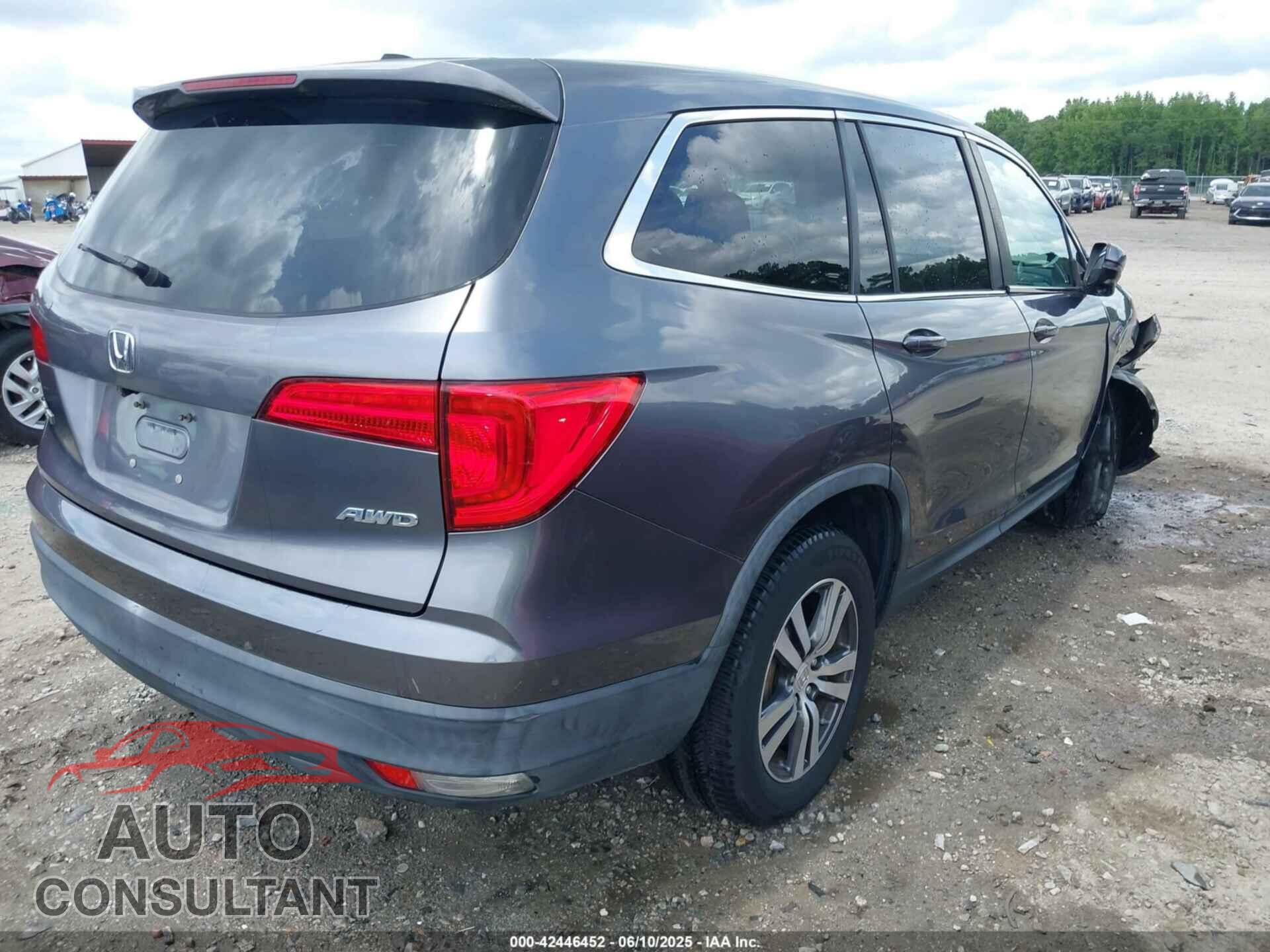 HONDA PILOT 2017 - 5FNYF6H77HB007143