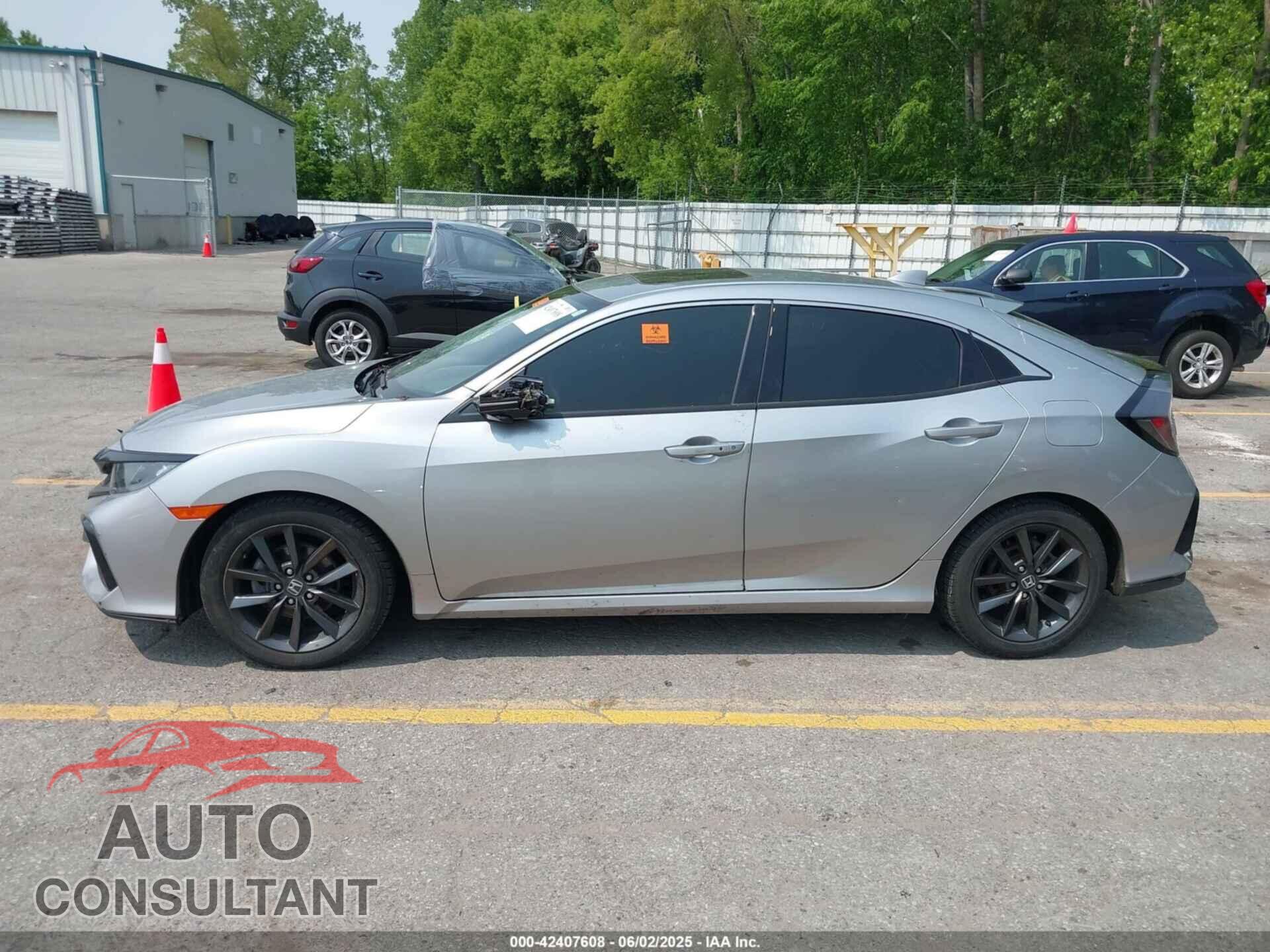 HONDA CIVIC 2021 - SHHFK7H69MU217221