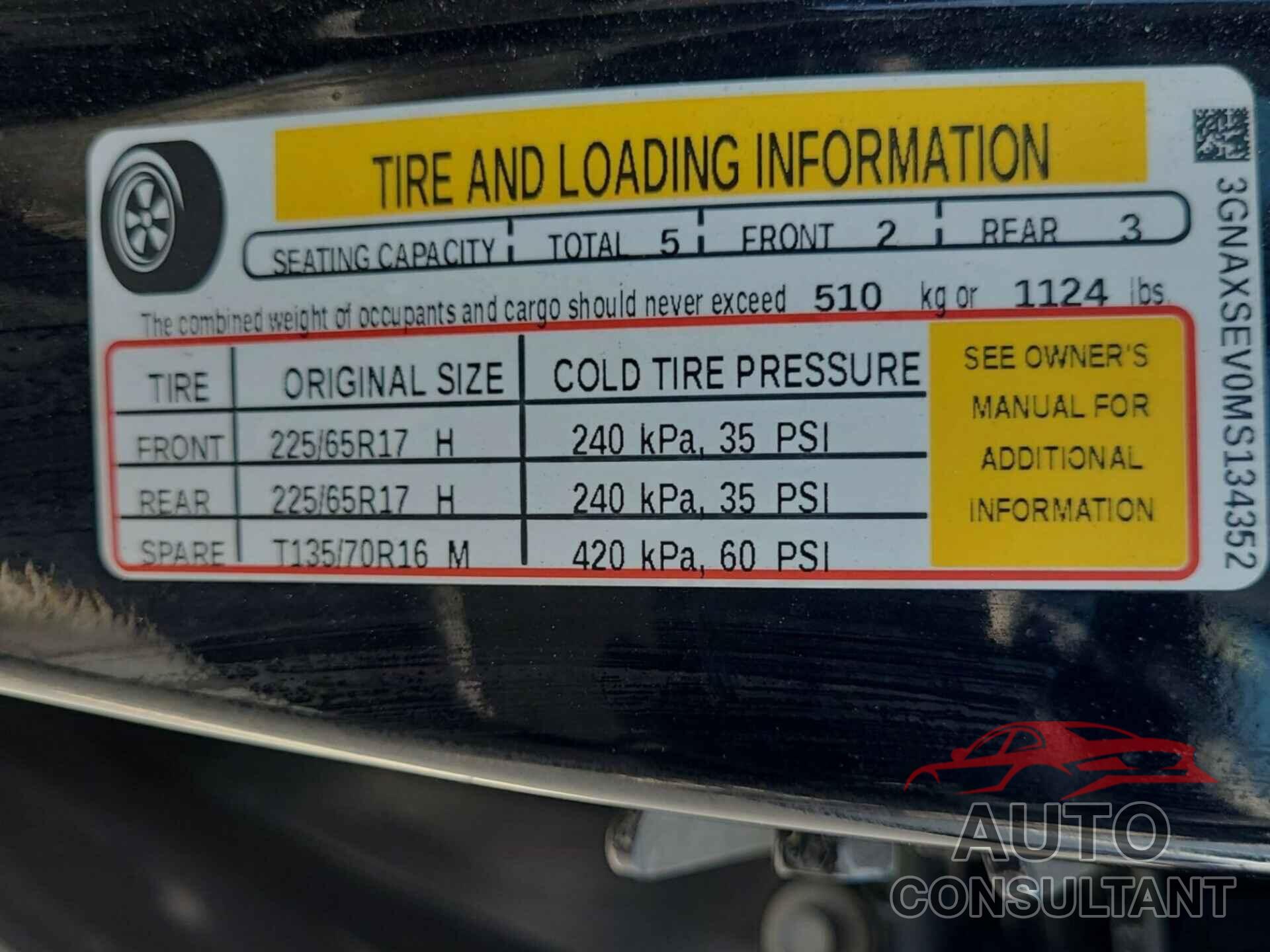 CHEVROLET EQUINOX 2021 - 3GNAXSEV0MS134352
