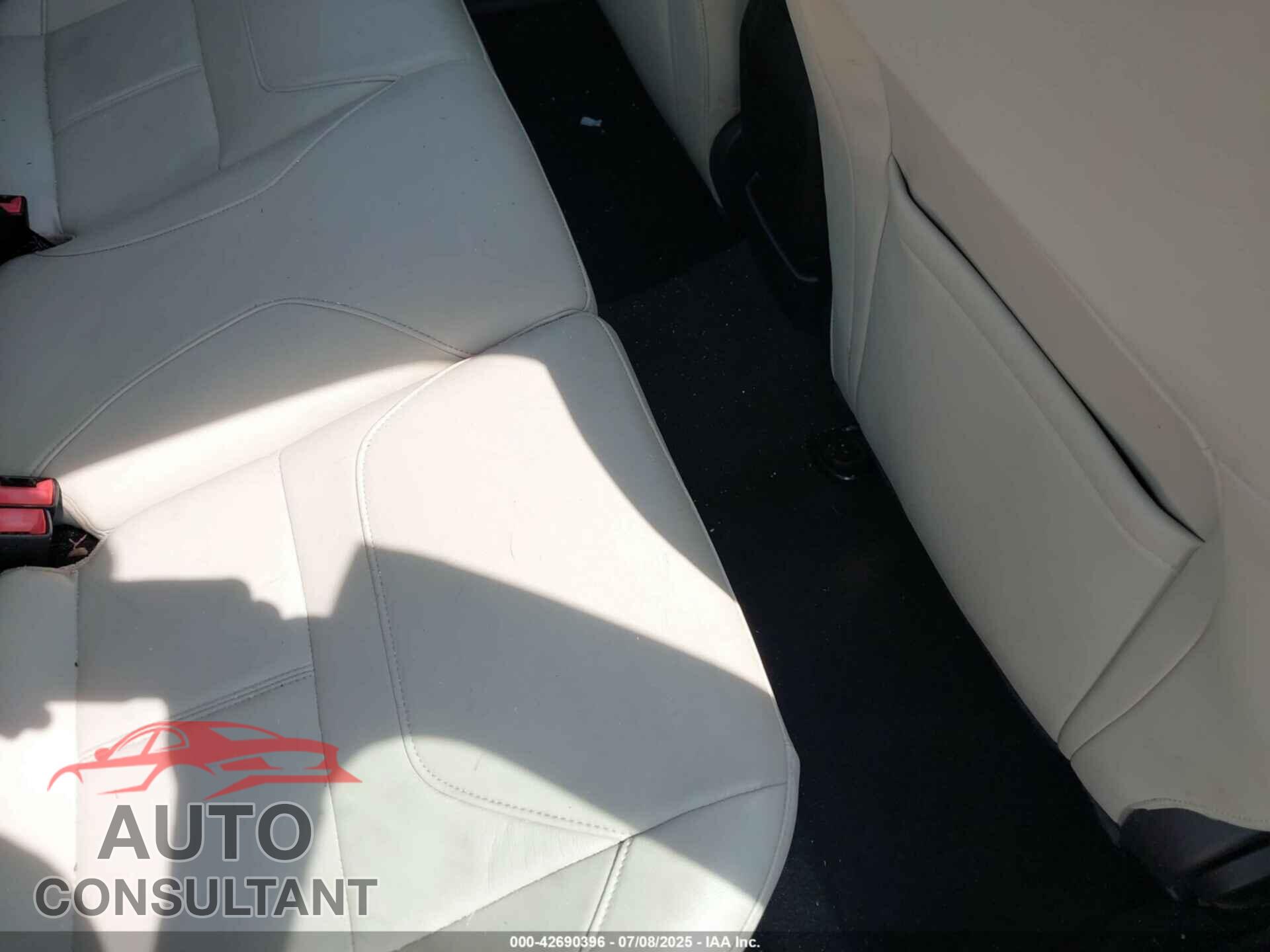 FORD FOCUS 2015 - 1FADP3J25FL224747