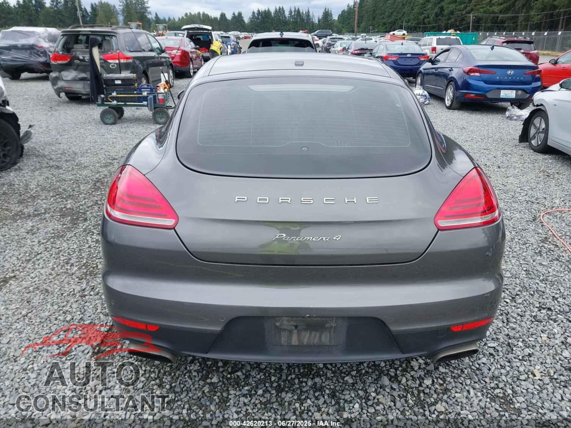 PORSCHE PANAMERA 2014 - WP0AA2A70EL005911