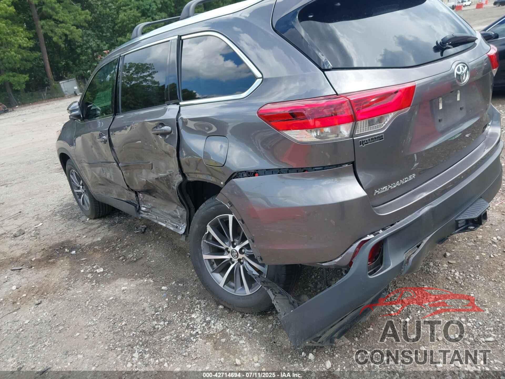 TOYOTA HIGHLANDER 2019 - 5TDKZRFH7KS318956
