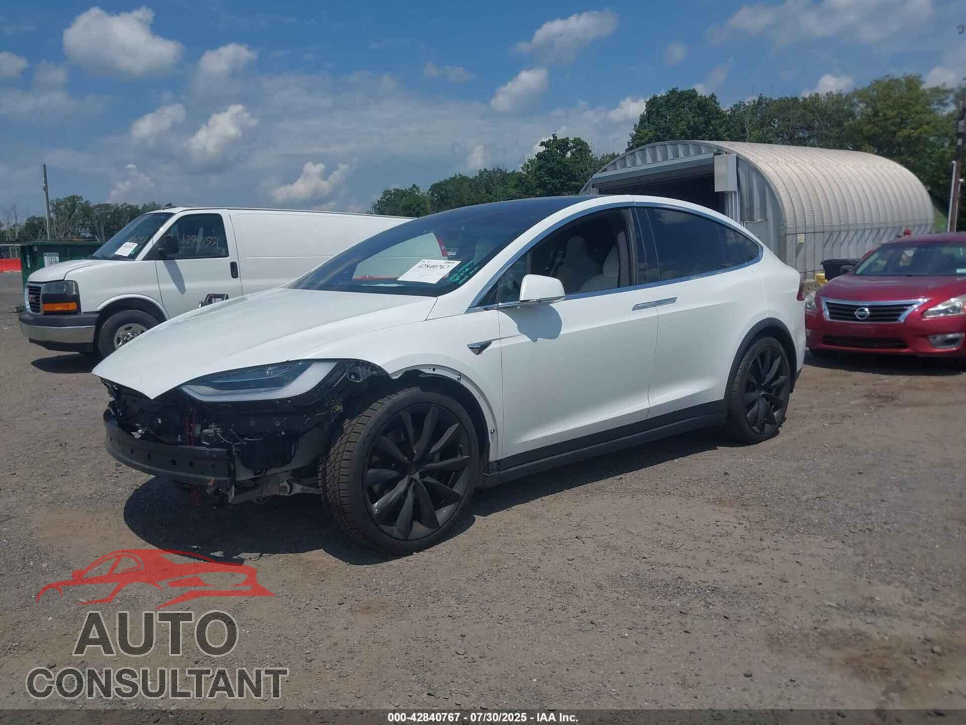 TESLA MODEL X 2018 - 5YJXCBE26JF112770