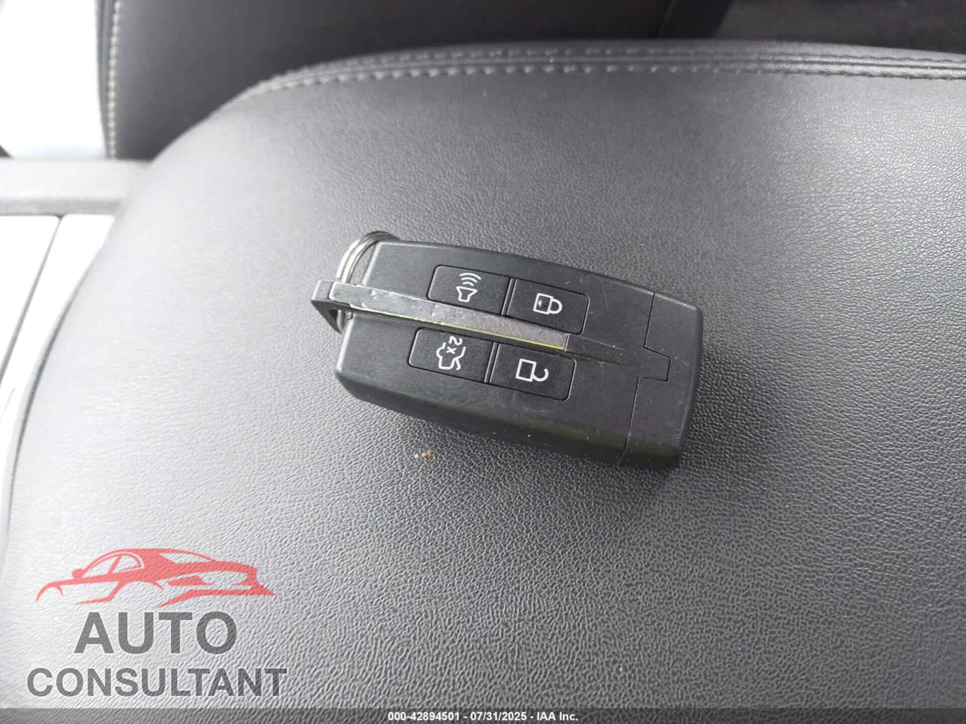 FORD TAURUS 2011 - 1FAHP2FW1BG164850