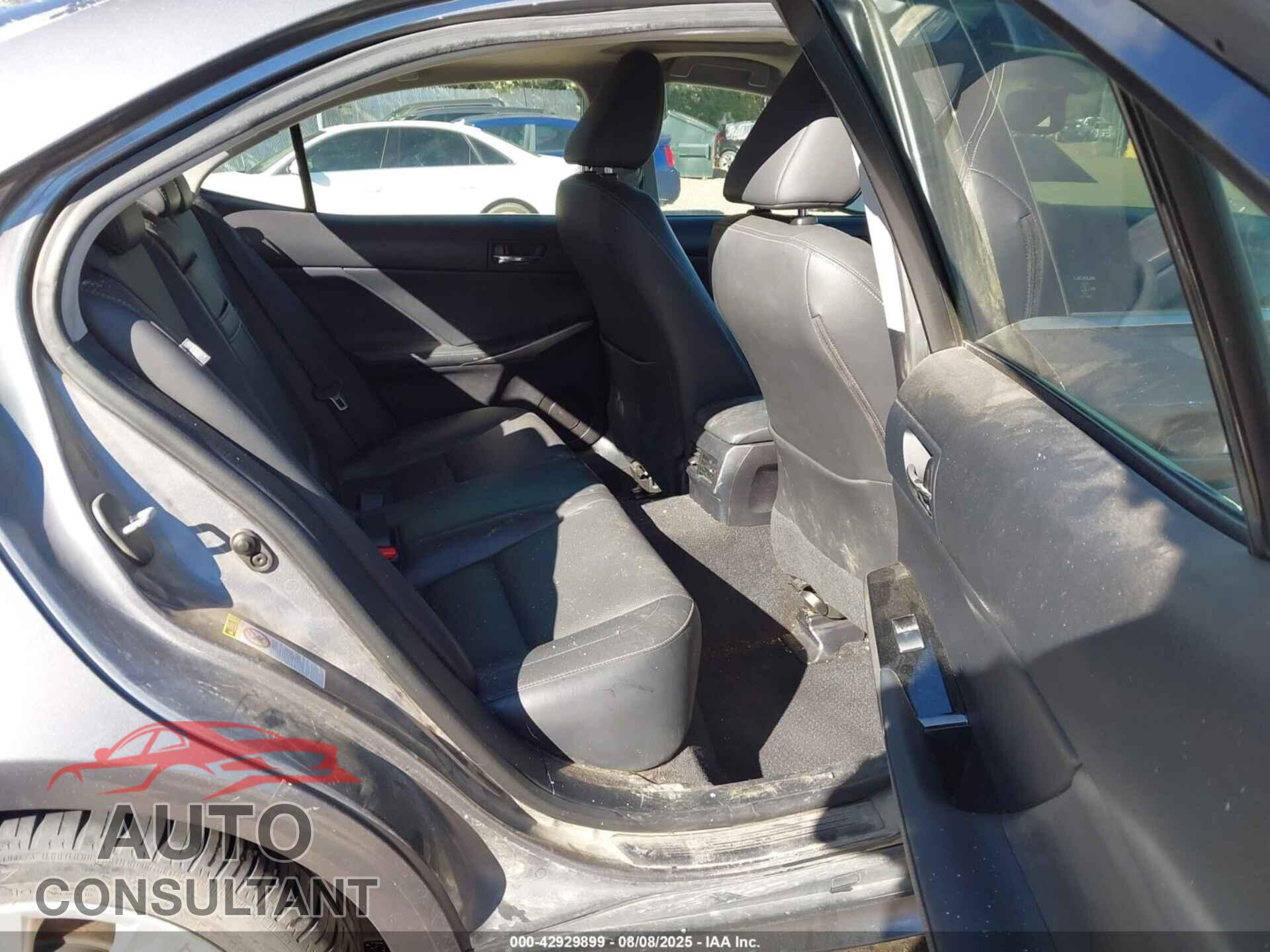 LEXUS IS 250 2015 - JTHCF1D29F5017564