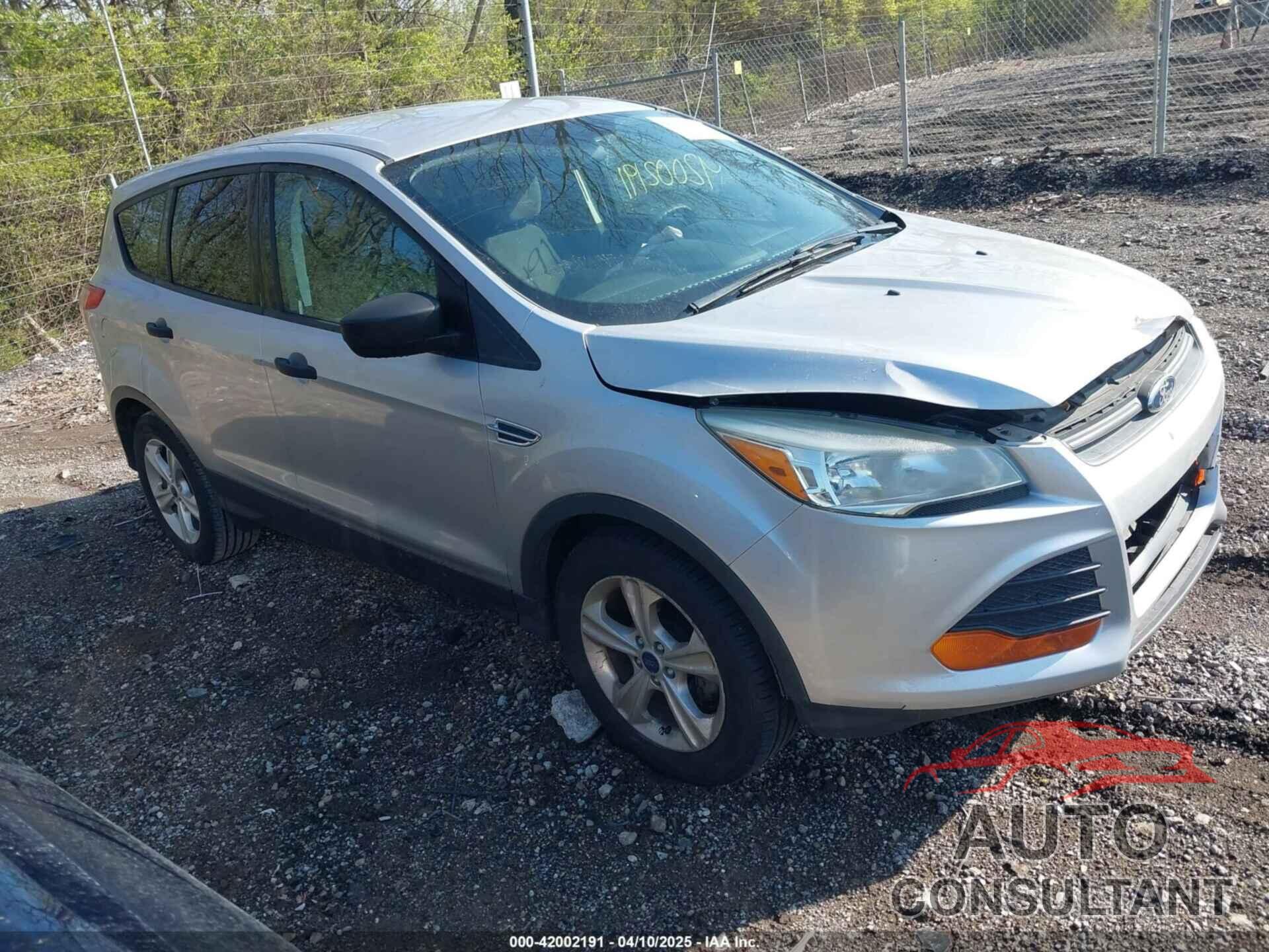 FORD ESCAPE 2016 - 1FMCU0F71GUA05308