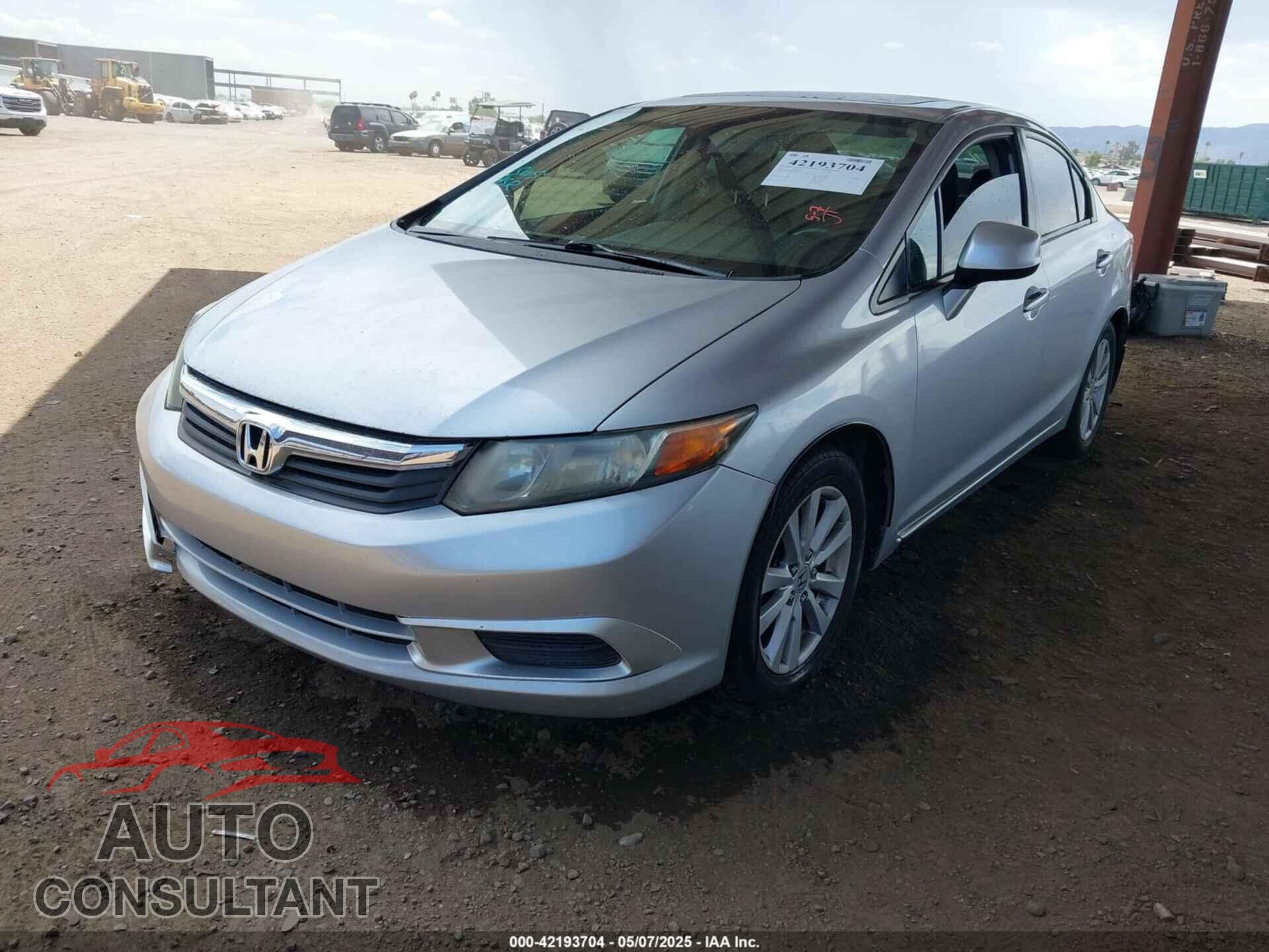HONDA CIVIC 2012 - 2HGFB2F82CH522594