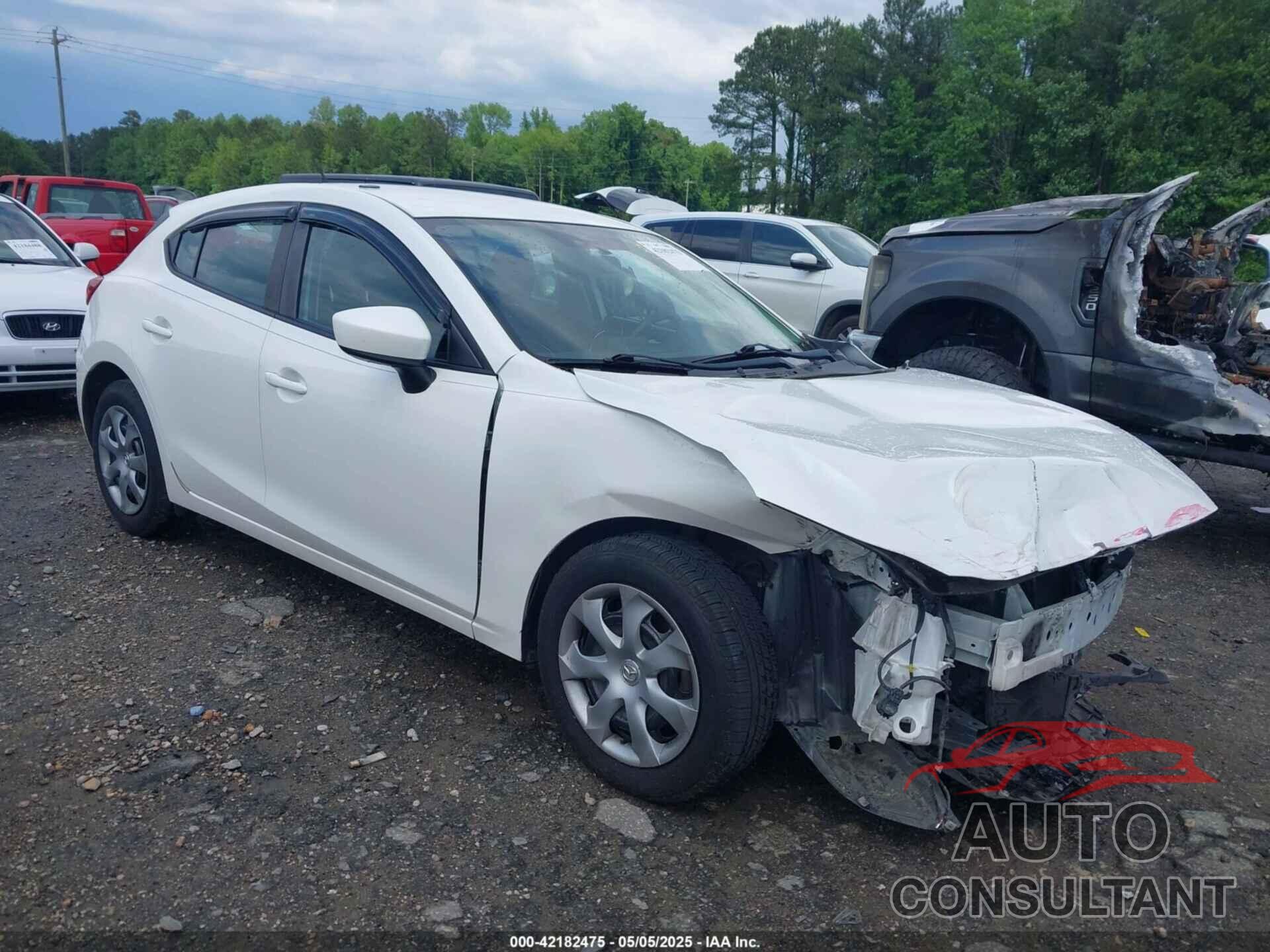 MAZDA MAZDA3 2014 - JM1BM1K78E1194775