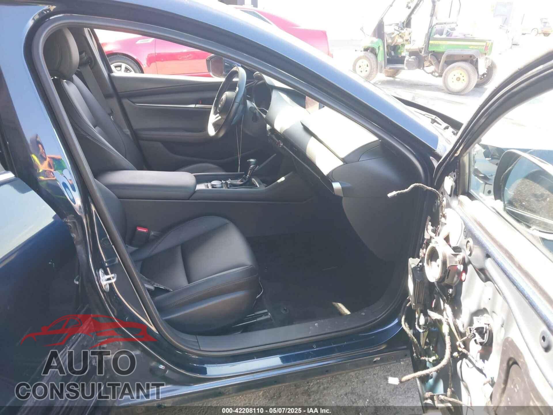 MAZDA MAZDA3 HATCHBACK 2021 - JM1BPBKL3M1402652