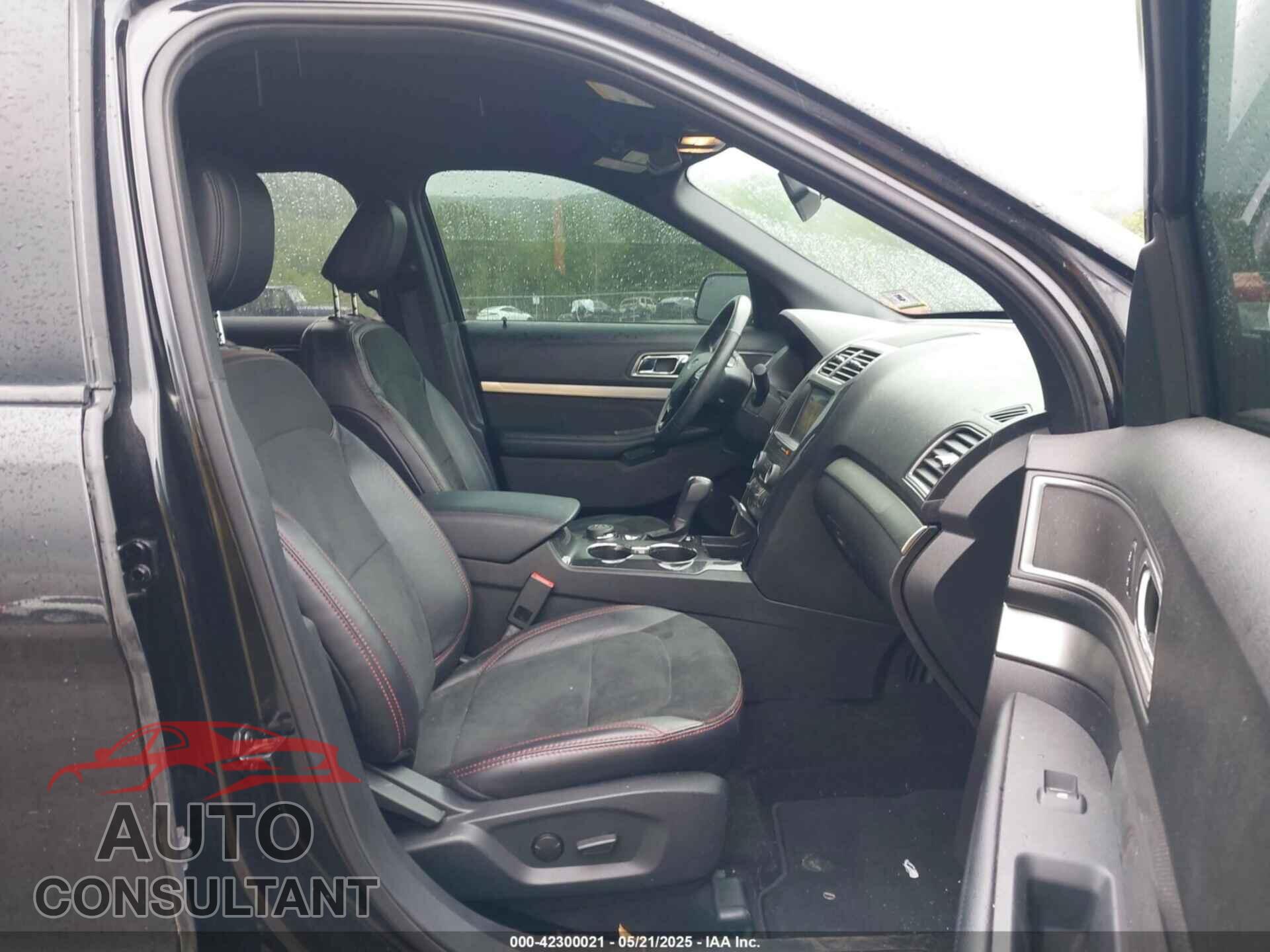 FORD EXPLORER 2019 - 1FM5K8D86KGA81851