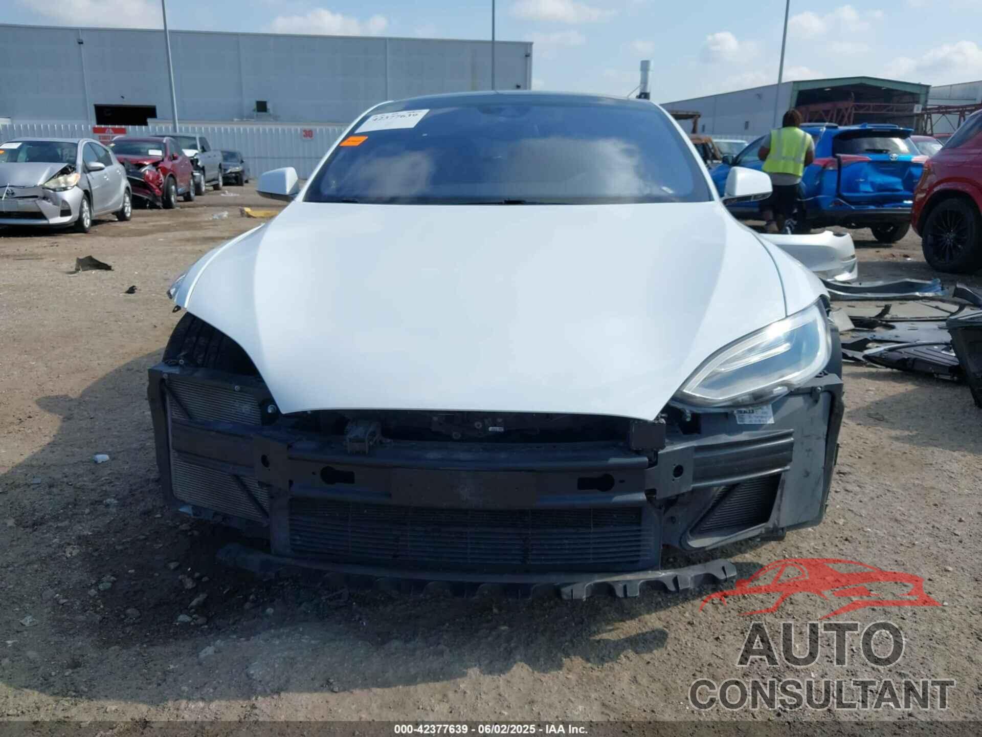 TESLA MODEL S 2016 - 5YJSA1E11GF159425
