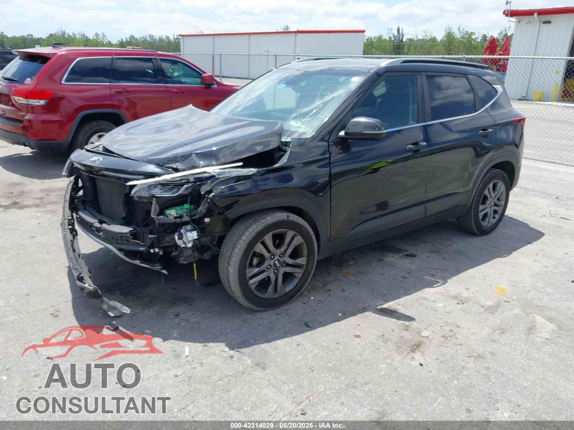KIA SELTOS 2021 - KNDEU2AAXM7082328