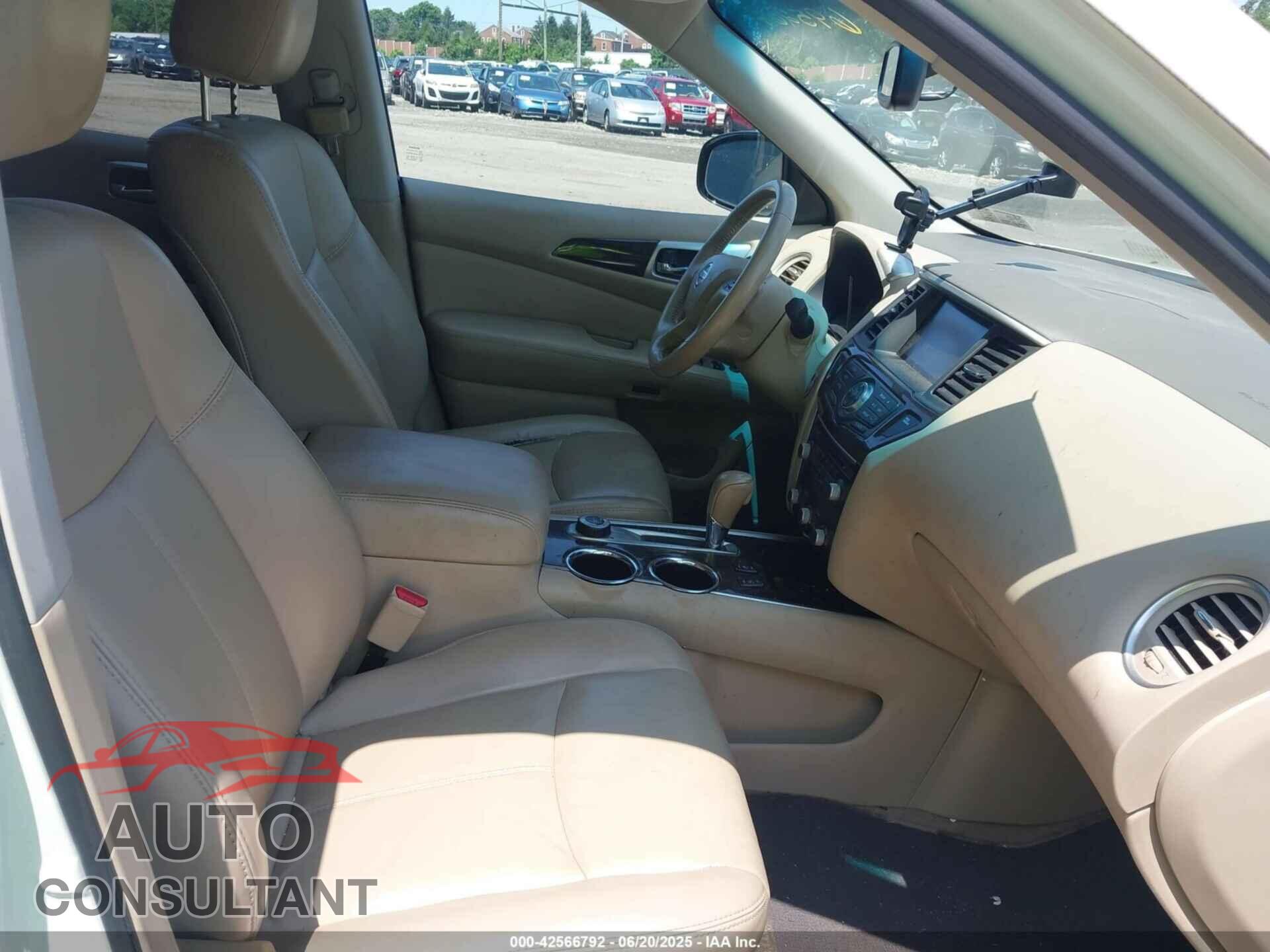 NISSAN PATHFINDER 2014 - 5N1AR2MMXEC695267
