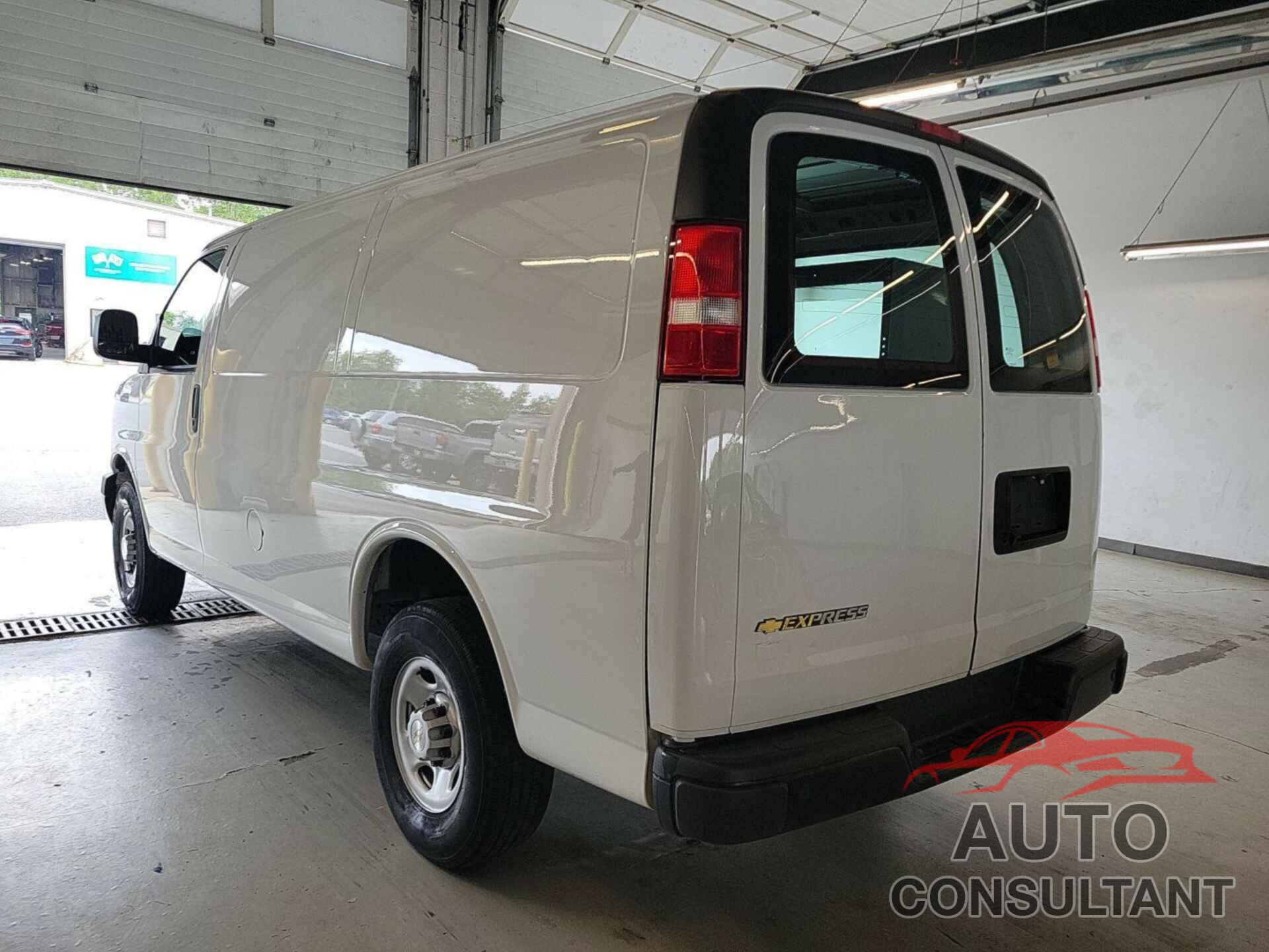 CHEVROLET EXPRESS CARGO 2022 - 1GCWGAFP9N1262441