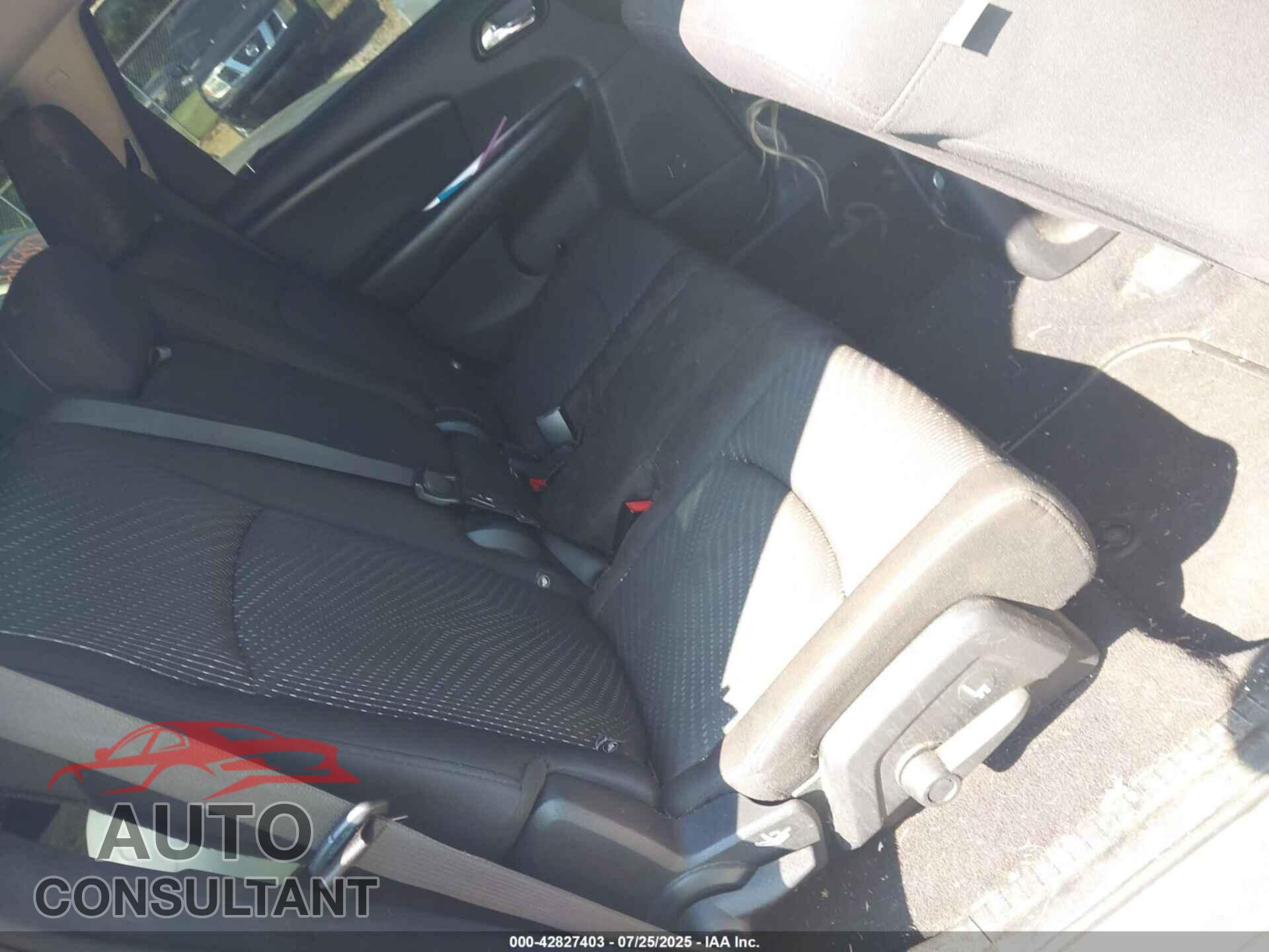 DODGE JOURNEY 2015 - 3C4PDCAB1FT532132
