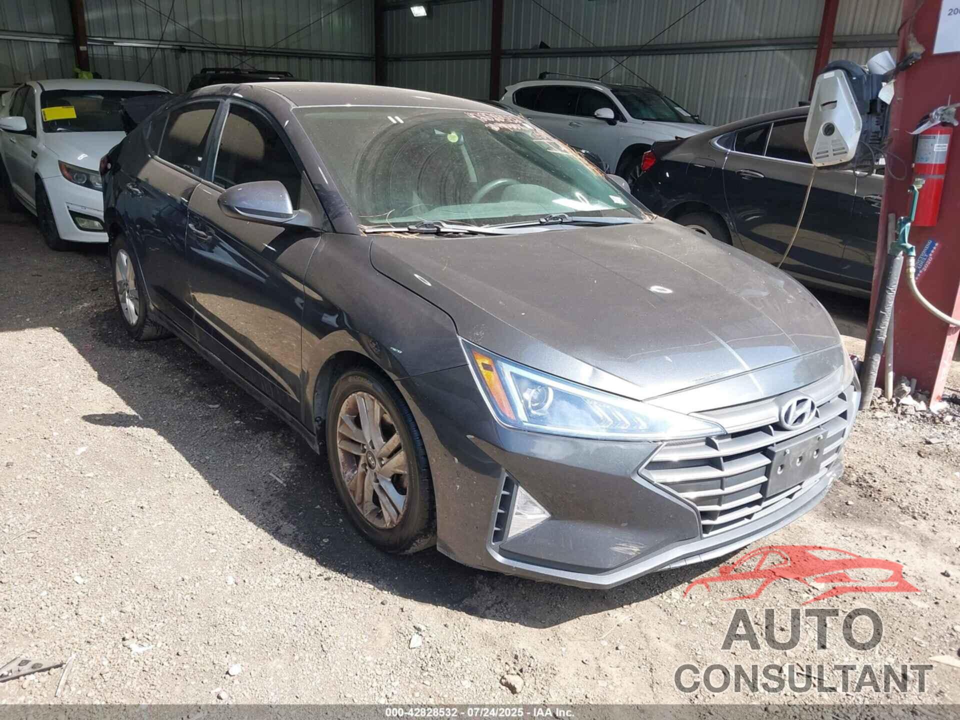 HYUNDAI ELANTRA 2020 - 5NPD84LF2LH582708