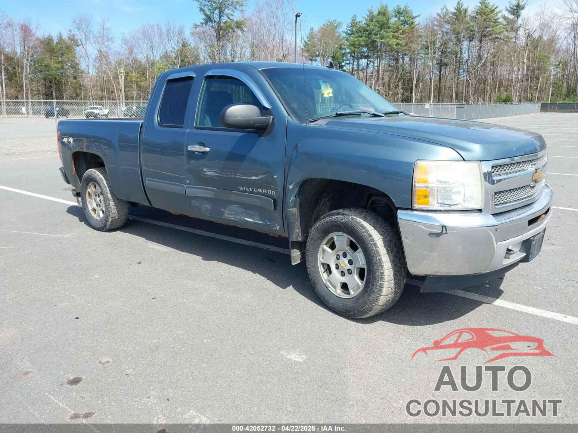 CHEVROLET SILVERADO 1500 2013 - 1GCRKSE74DZ351532