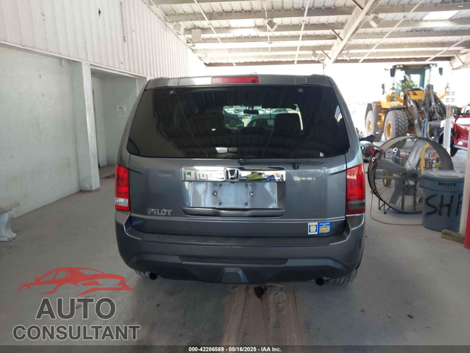 HONDA PILOT 2013 - 5FNYF3H25DB002004
