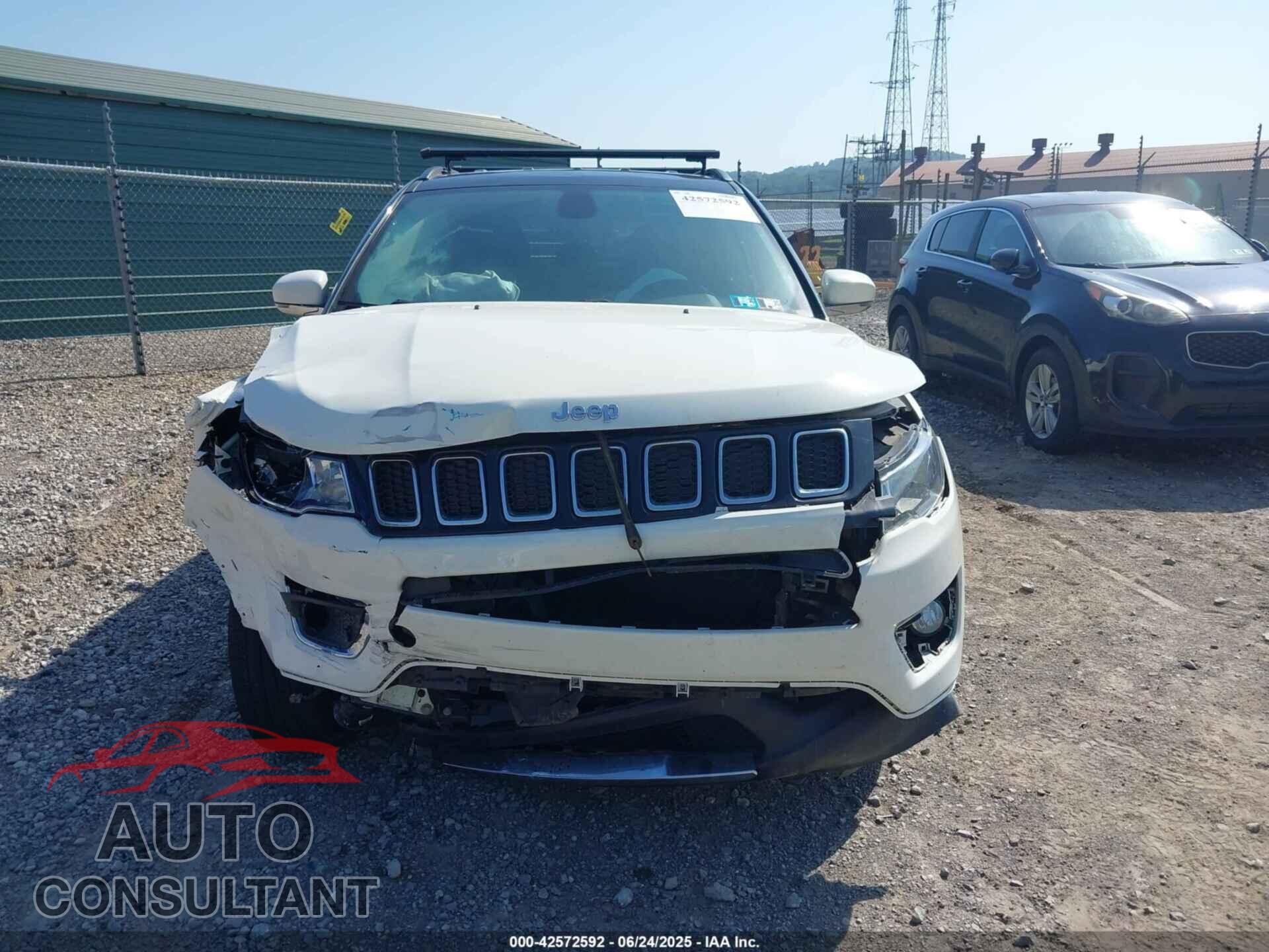 JEEP COMPASS 2019 - 3C4NJDCB7KT674028