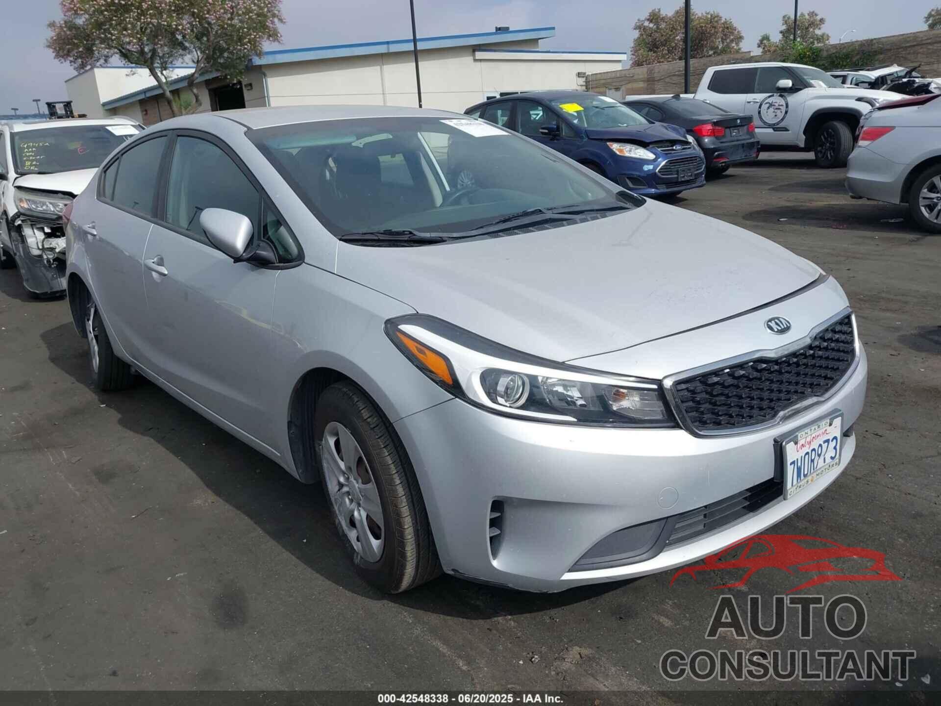 KIA FORTE 2017 - 3KPFK4A77HE106312