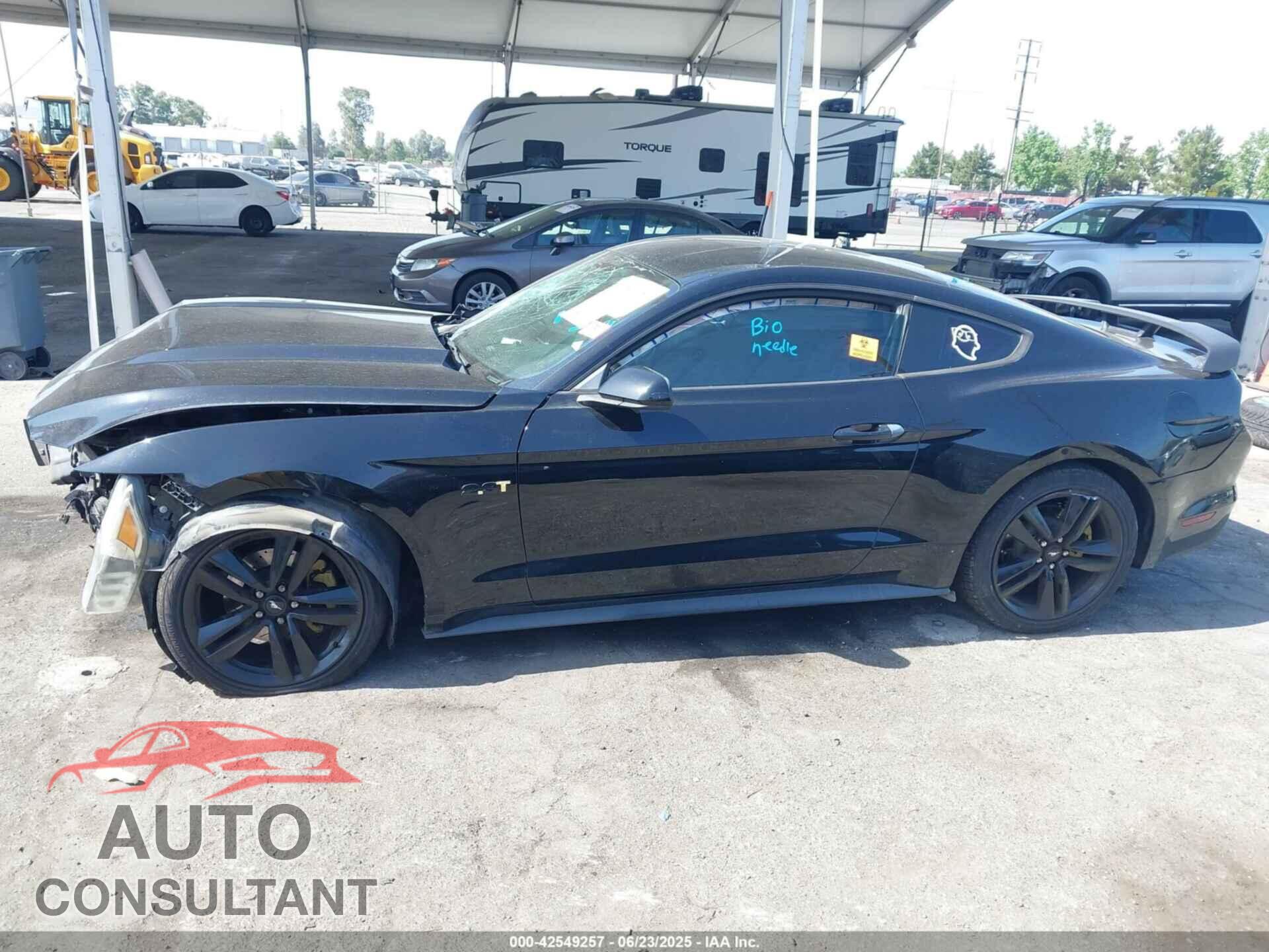 FORD MUSTANG 2015 - 1FA6P8TH4F5370407