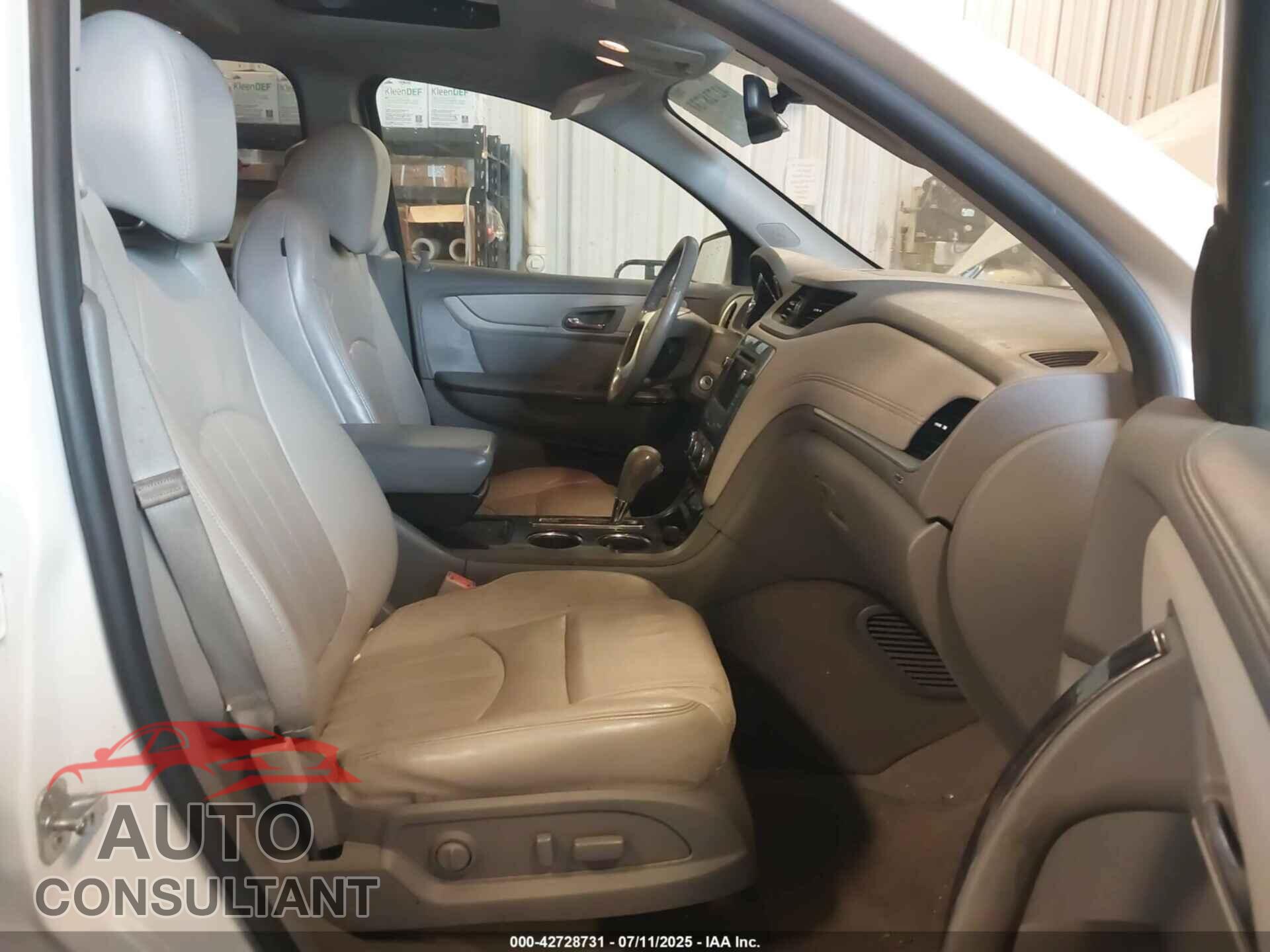 CHEVROLET TRAVERSE 2014 - 1GNKRJKD2EJ182622