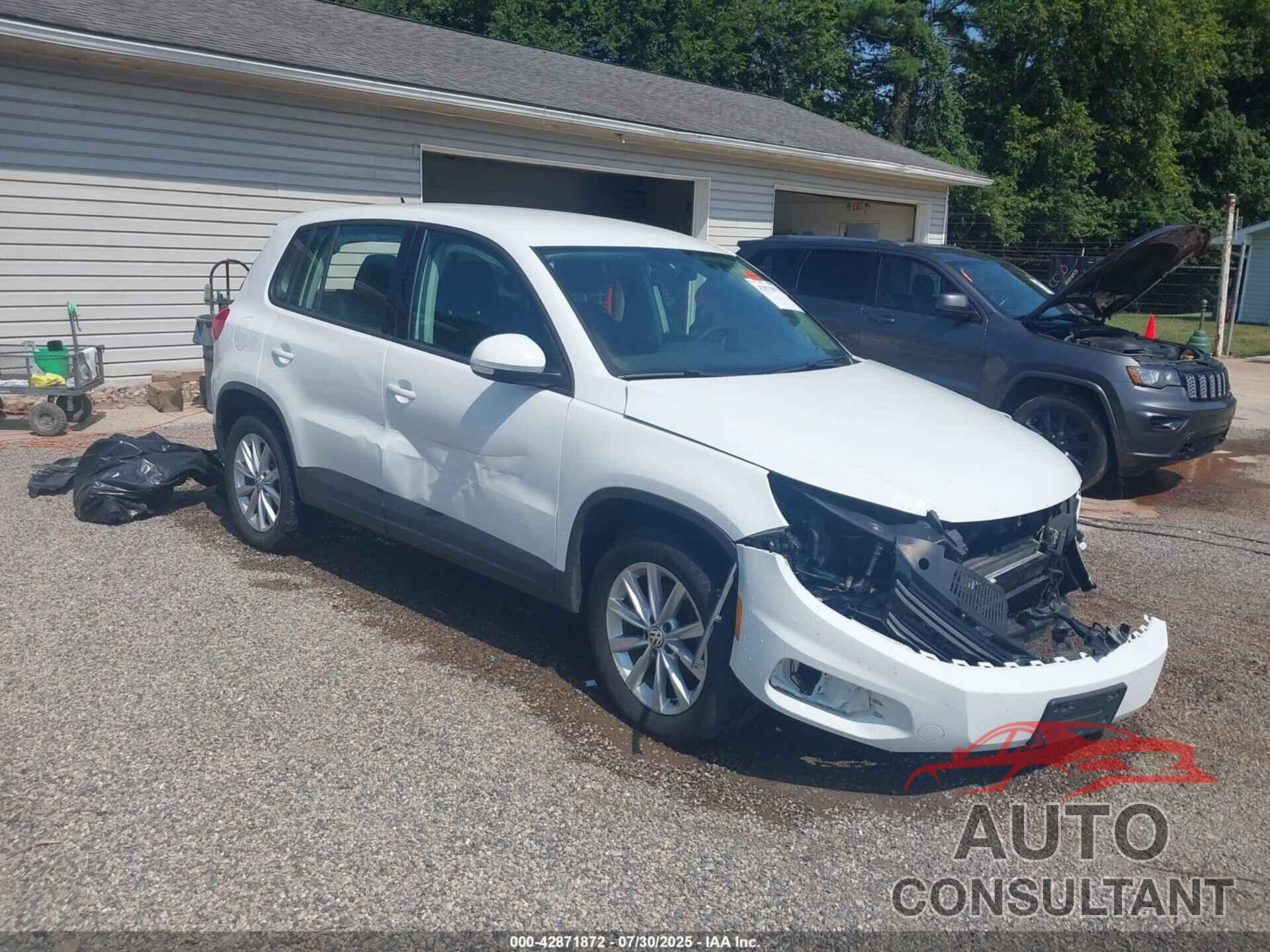 VOLKSWAGEN TIGUAN 2017 - WVGAV7AX9HK051552