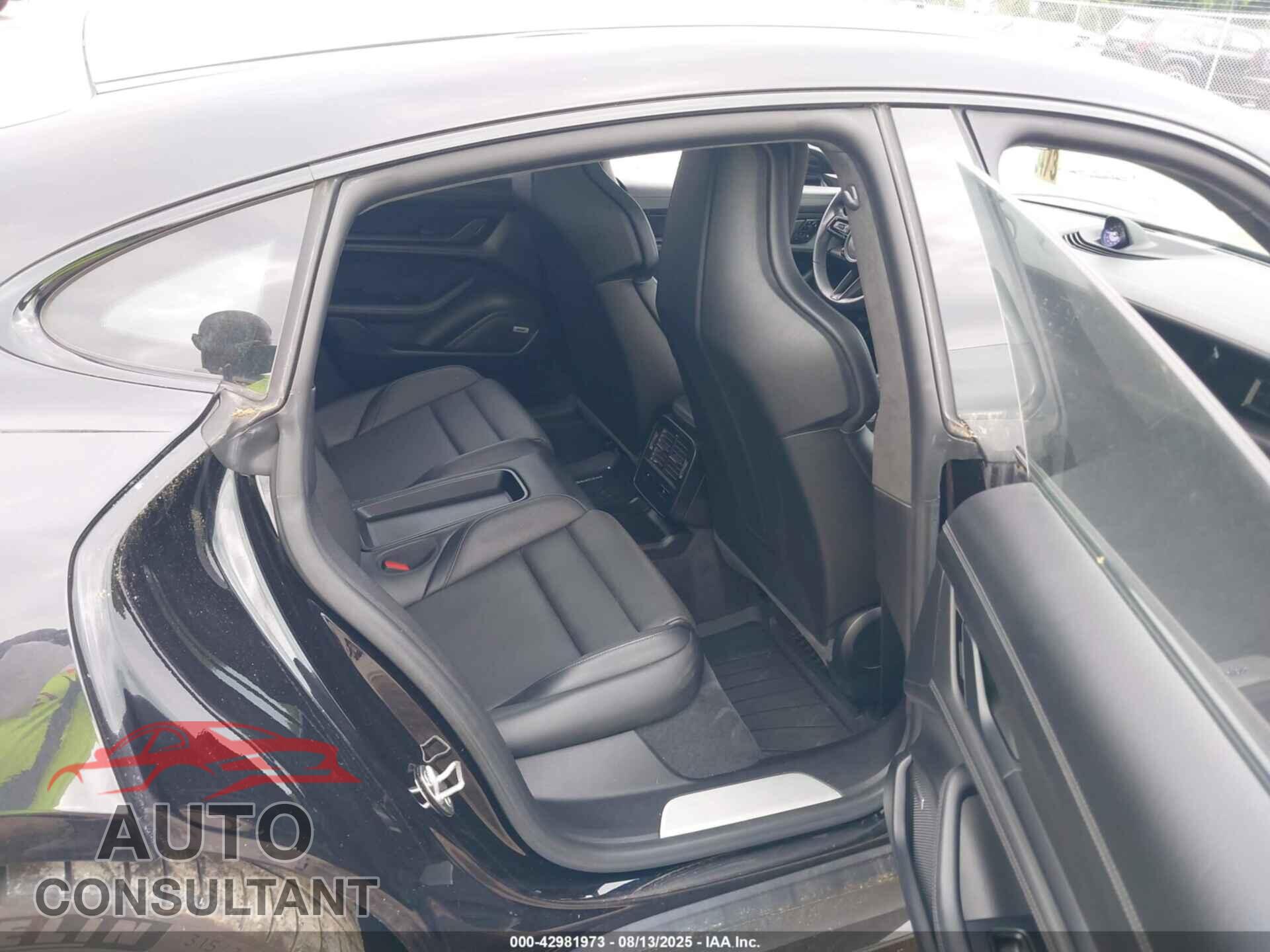 PORSCHE TAYCAN 2020 - WP0AC2Y10LSA73000