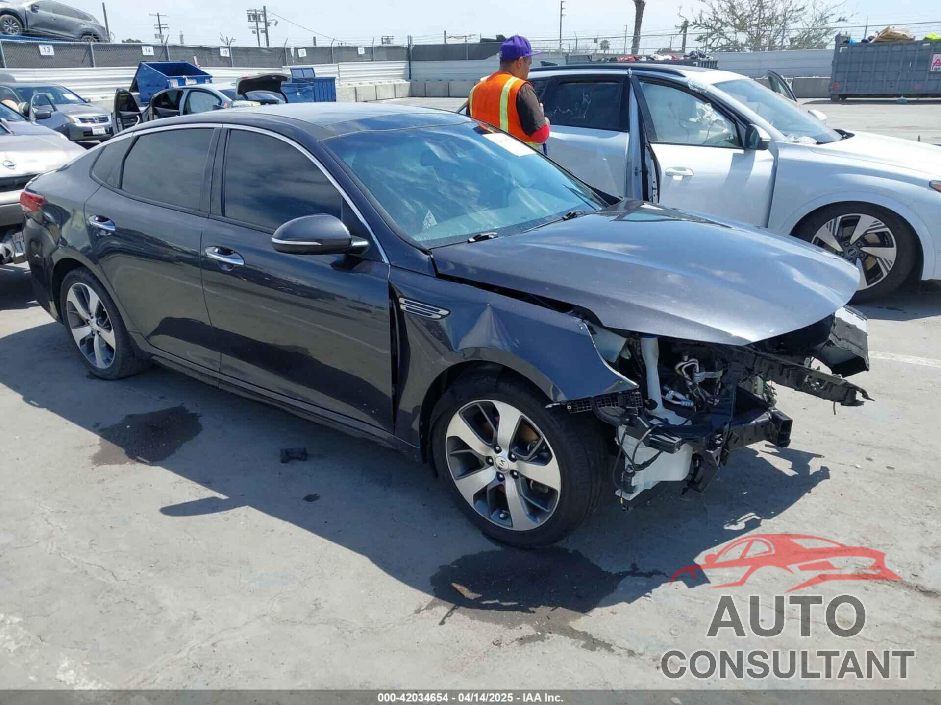 KIA OPTIMA 2019 - 5XXGT4L39KG290775