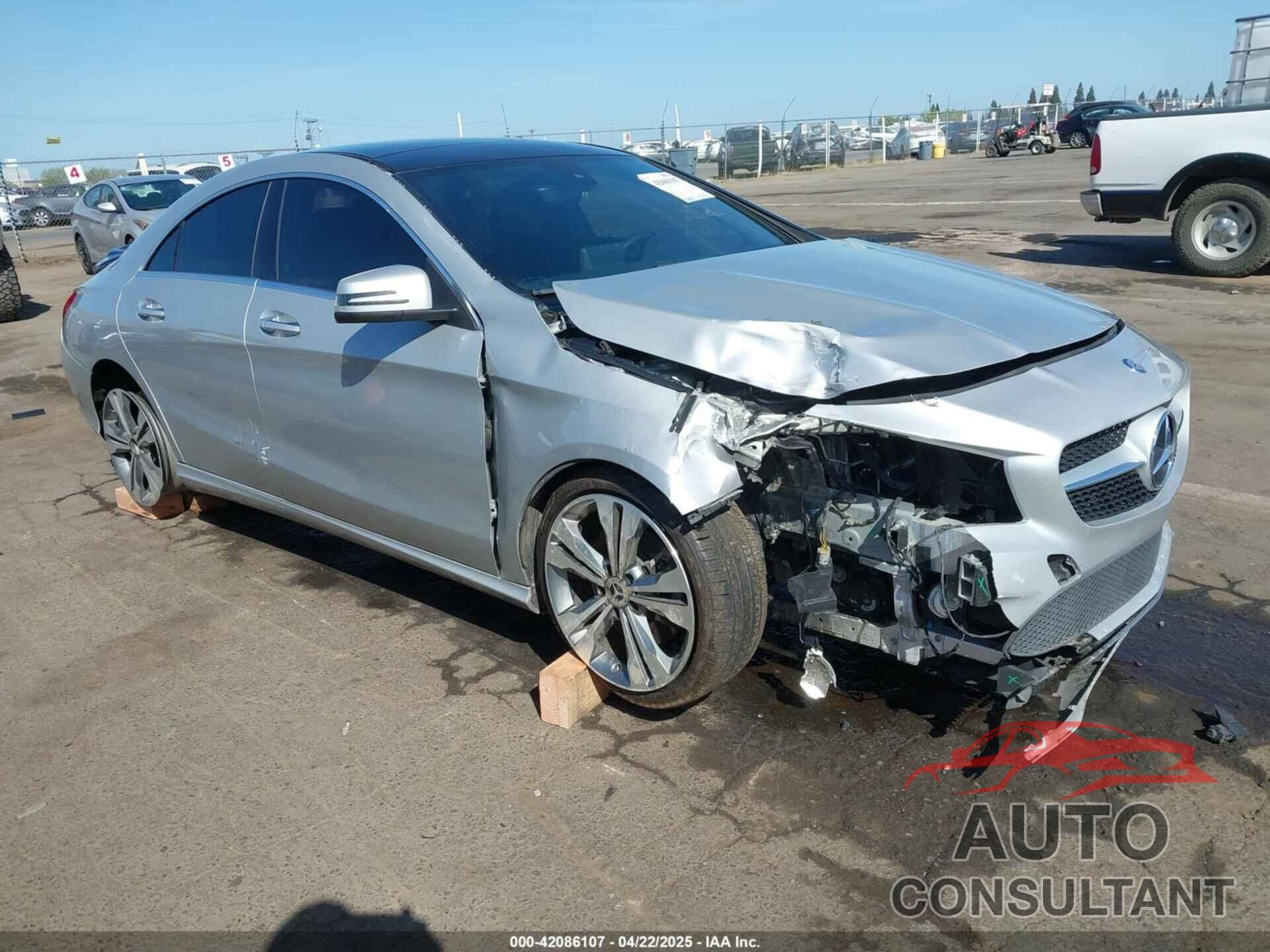 MERCEDES-BENZ CLA 250 2018 - WDDSJ4EB8JN507858