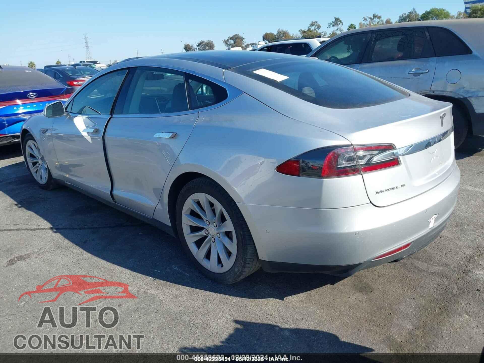 TESLA MODEL S 2015 - 5YJSA1S27FF086119