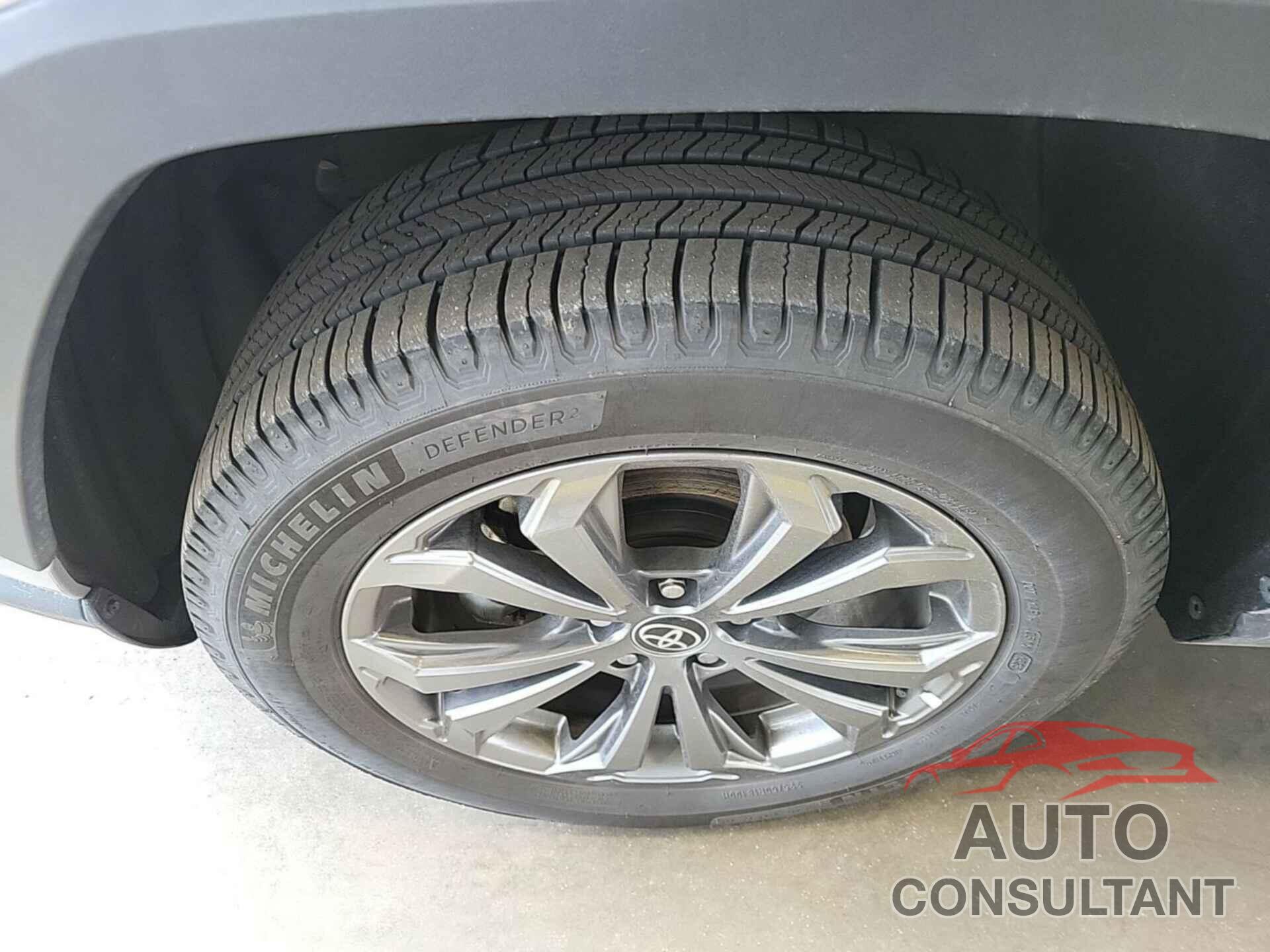 TOYOTA RAV4 HYBRID 2022 - 4T3B6RFV9NU084868