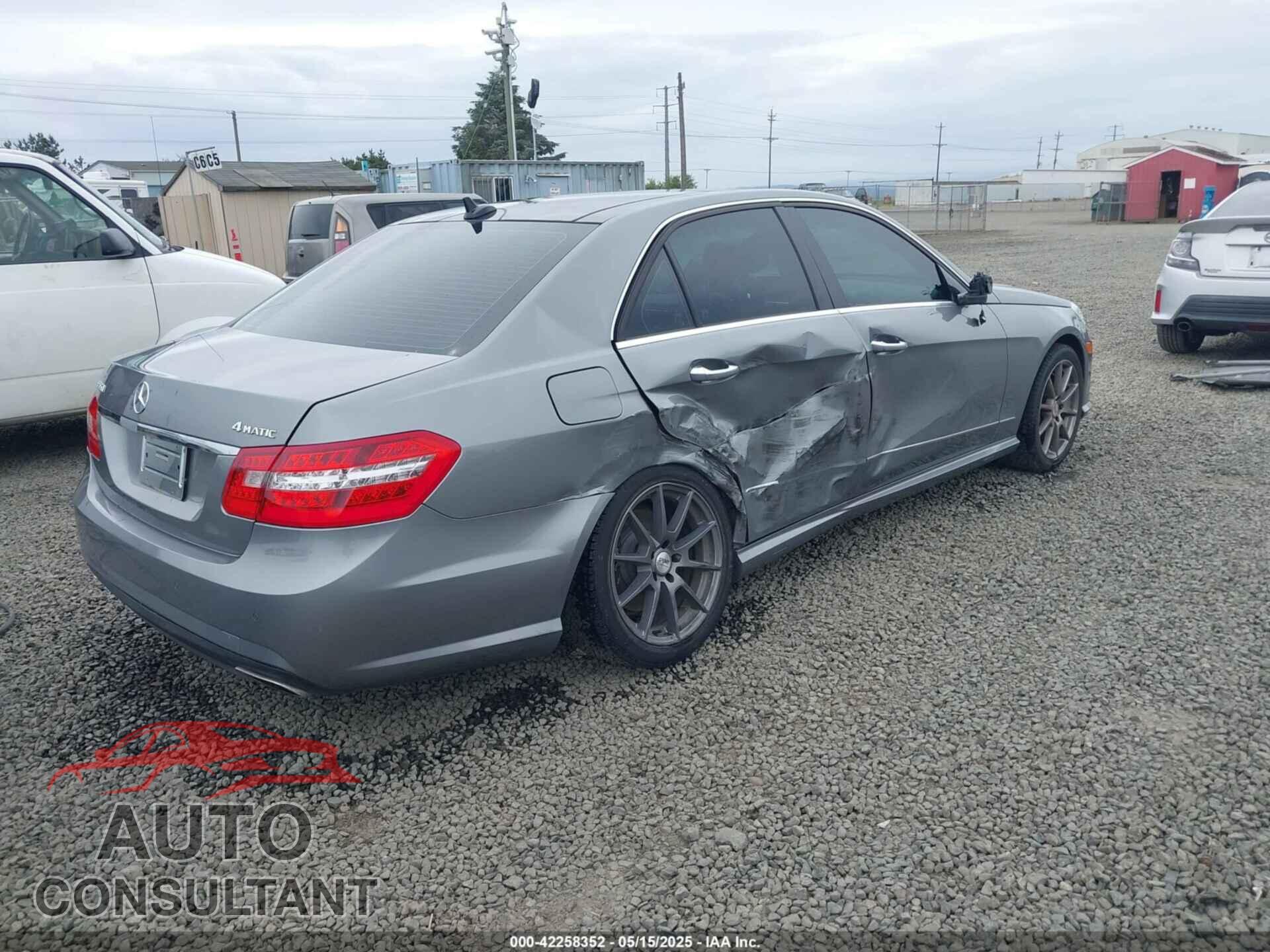 MERCEDES-BENZ E 550 2011 - WDDHF9AB0BA344677
